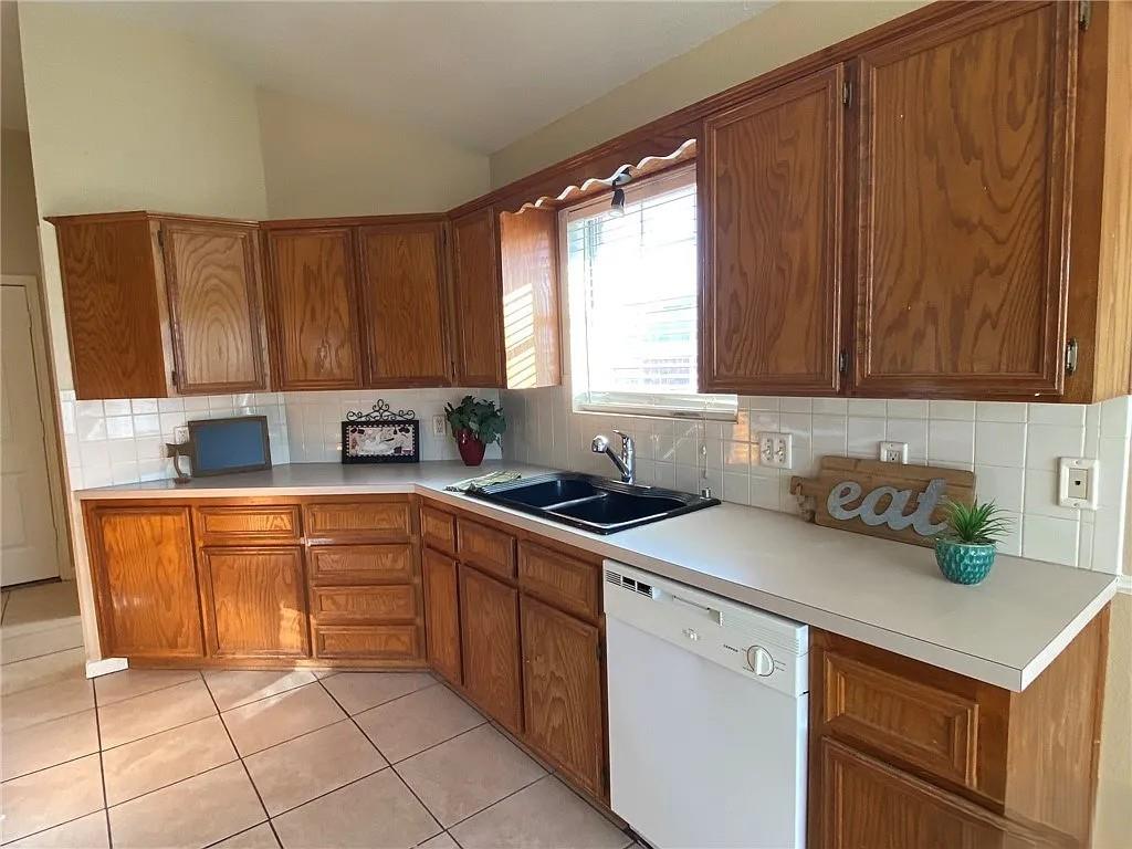 1510 Zinfandel Dr, Harker Heights, TX 76548