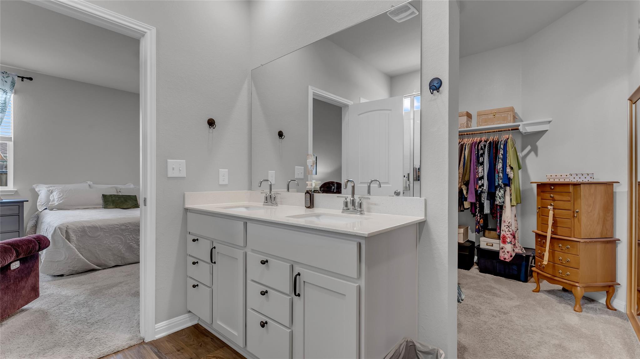 235 Bunting Ln, Bertram, TX 78605