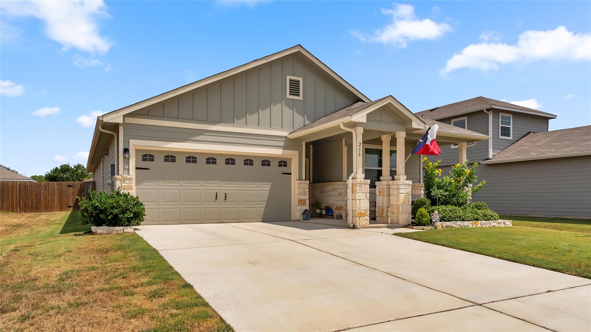 235 Bunting Ln, Bertram, TX 78605