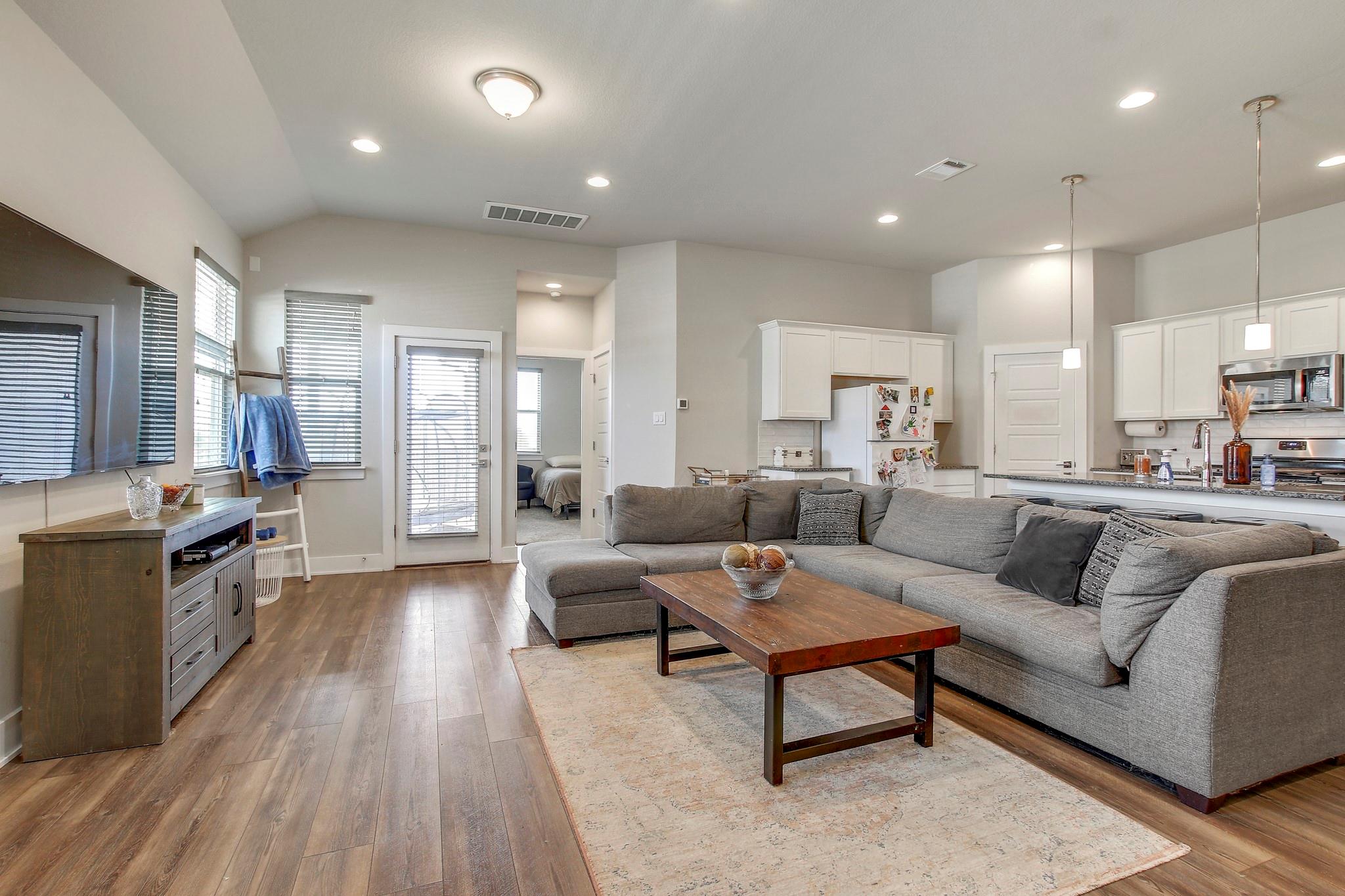 501 Peace Dr, Liberty Hill, TX 78642