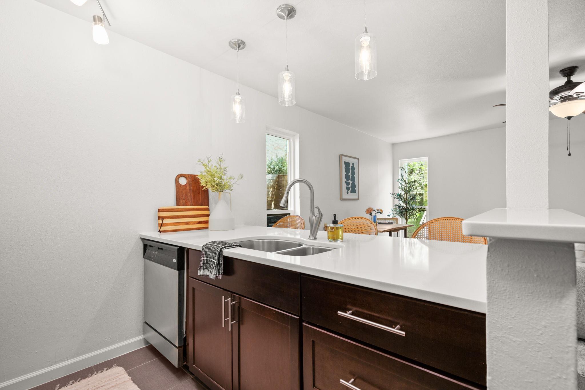 3431 North Hills Dr # 119, Austin, TX 78731