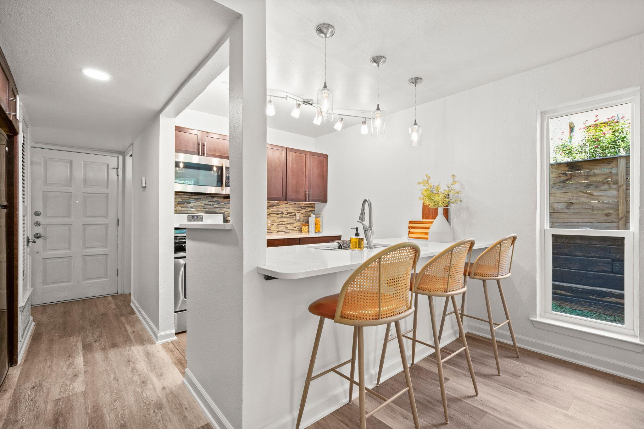 3431 North Hills Dr # 119, Austin, TX 78731