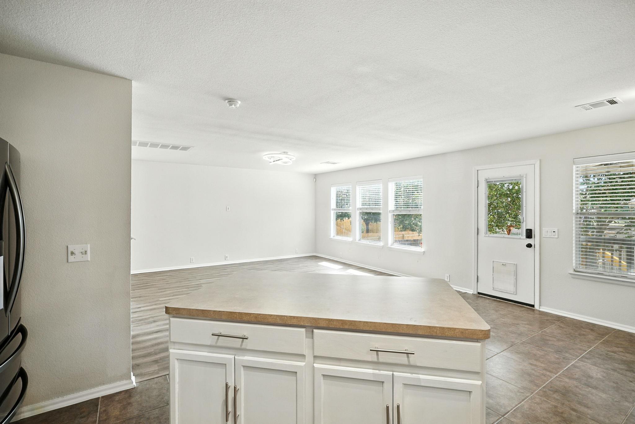 9330 Hanover Cv, Converse, TX 78109