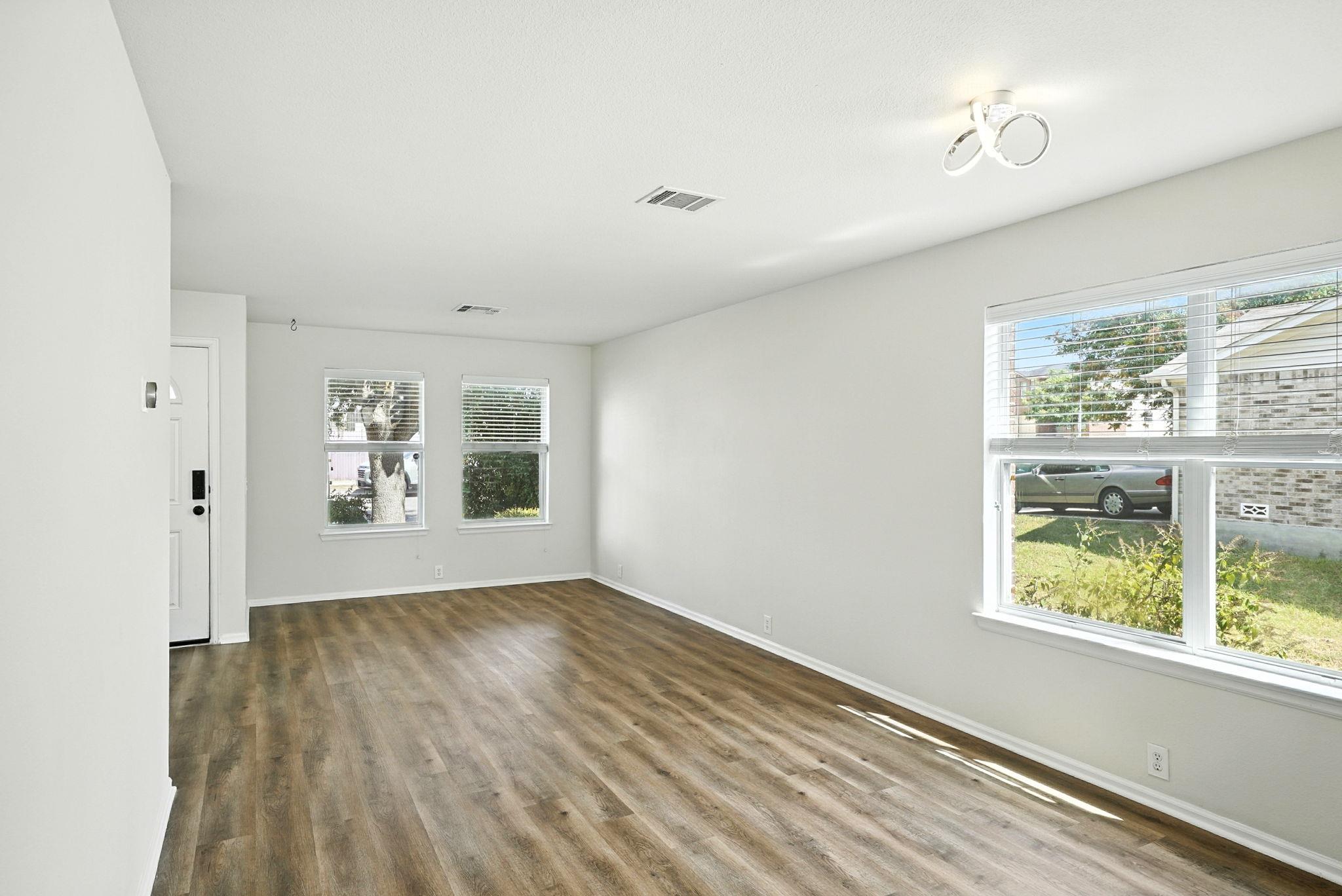 9330 Hanover Cv, Converse, TX 78109