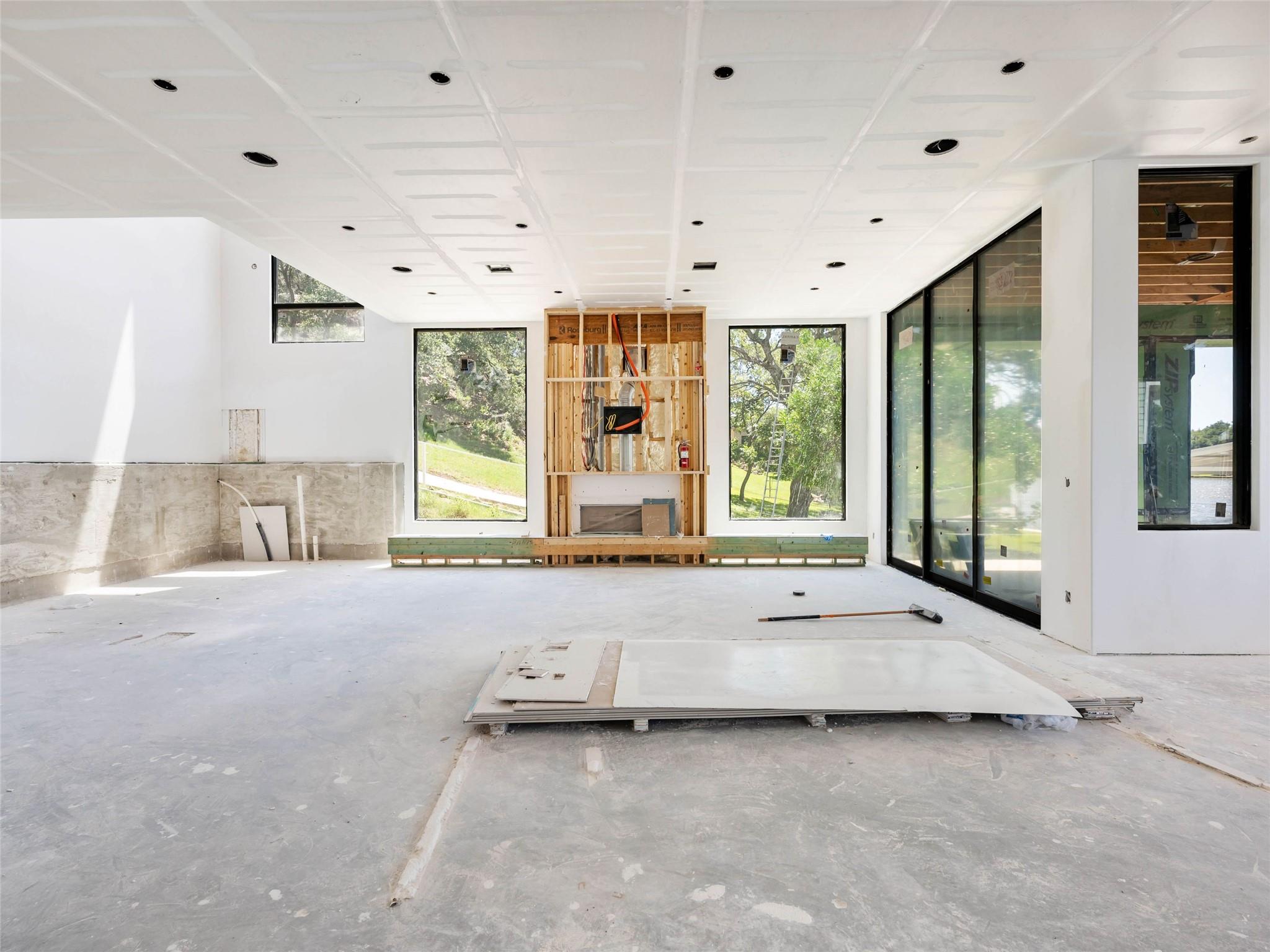 156 Skyline Dr, Llano, TX 78643