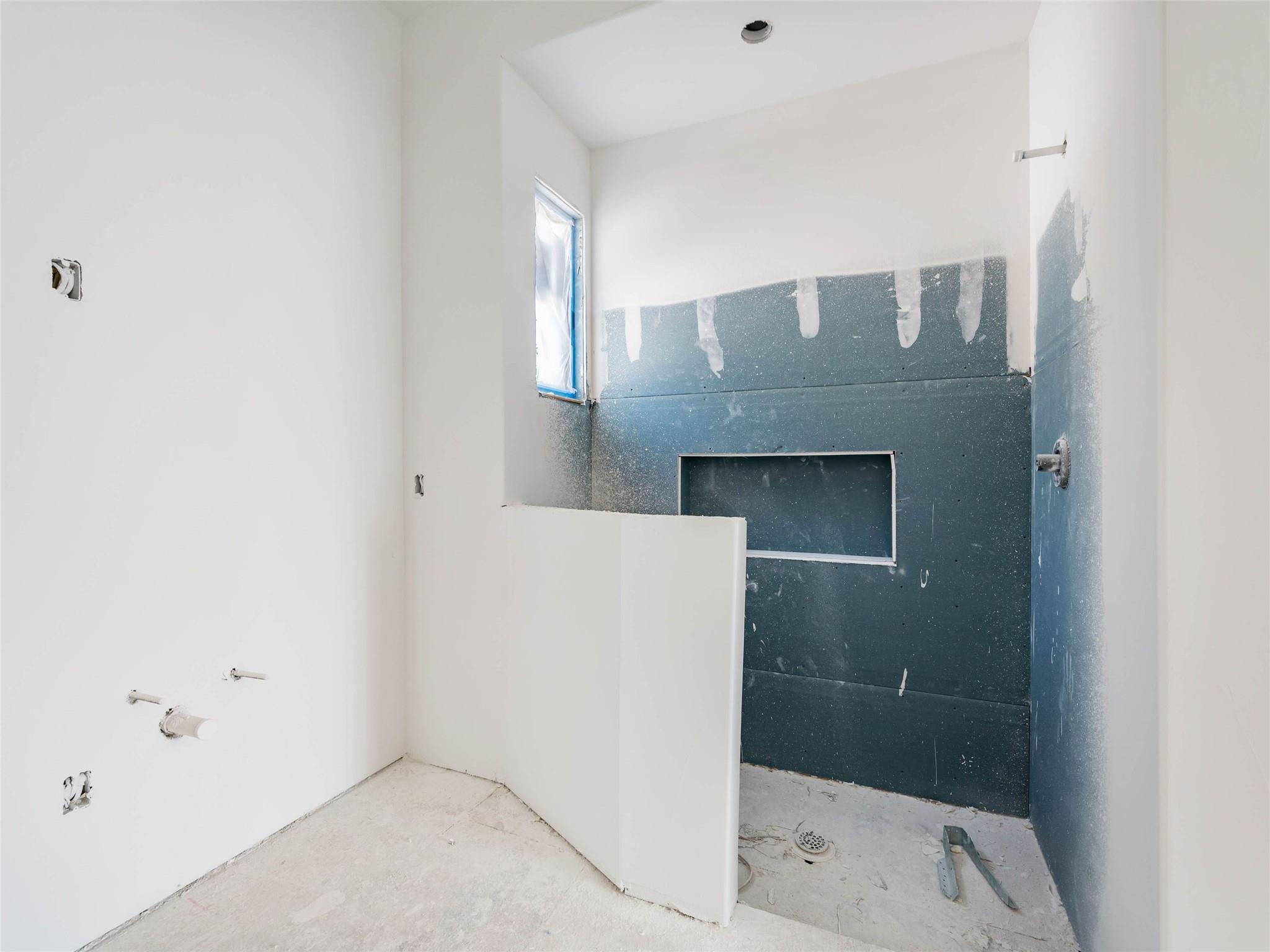 156 Skyline Dr, Llano, TX 78643