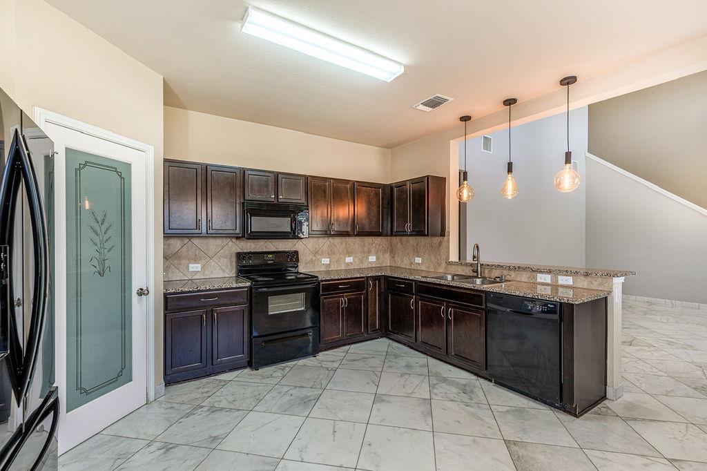 12105 Greywacke Dr, Manor, TX 78653