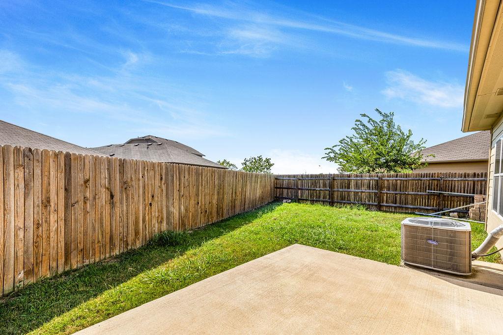12105 Greywacke Dr, Manor, TX 78653