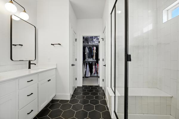 9115 Looksee Ln, Austin, TX 78744