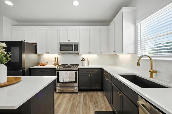 9115 Looksee Ln, Austin, TX 78744