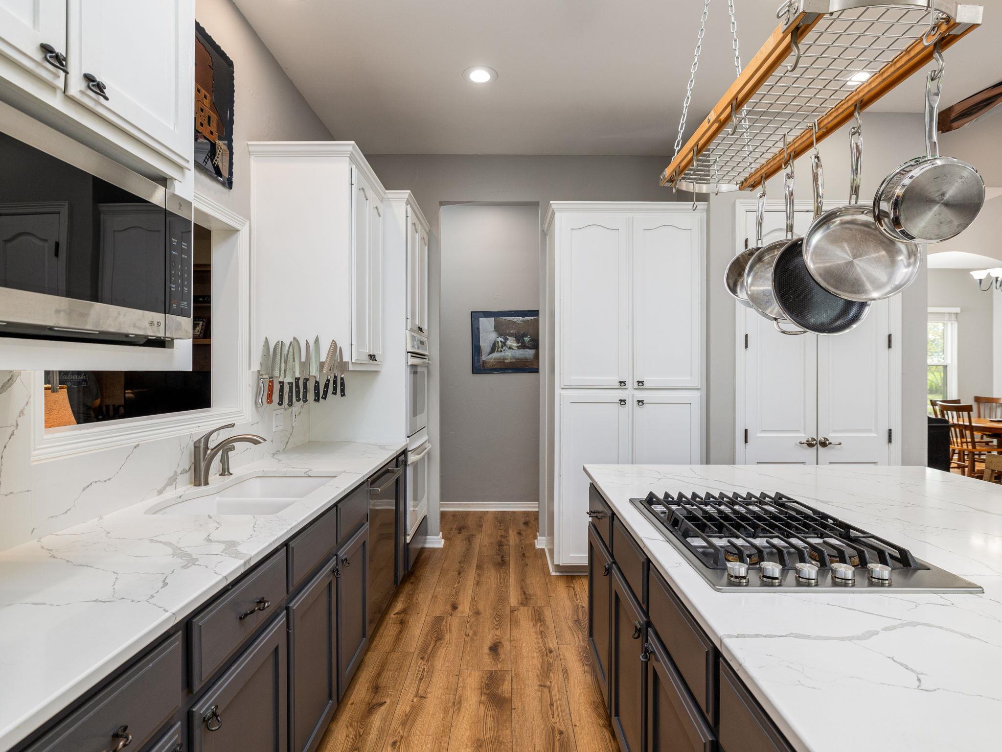 250 County Rd. 323, Bartlett, TX 76511