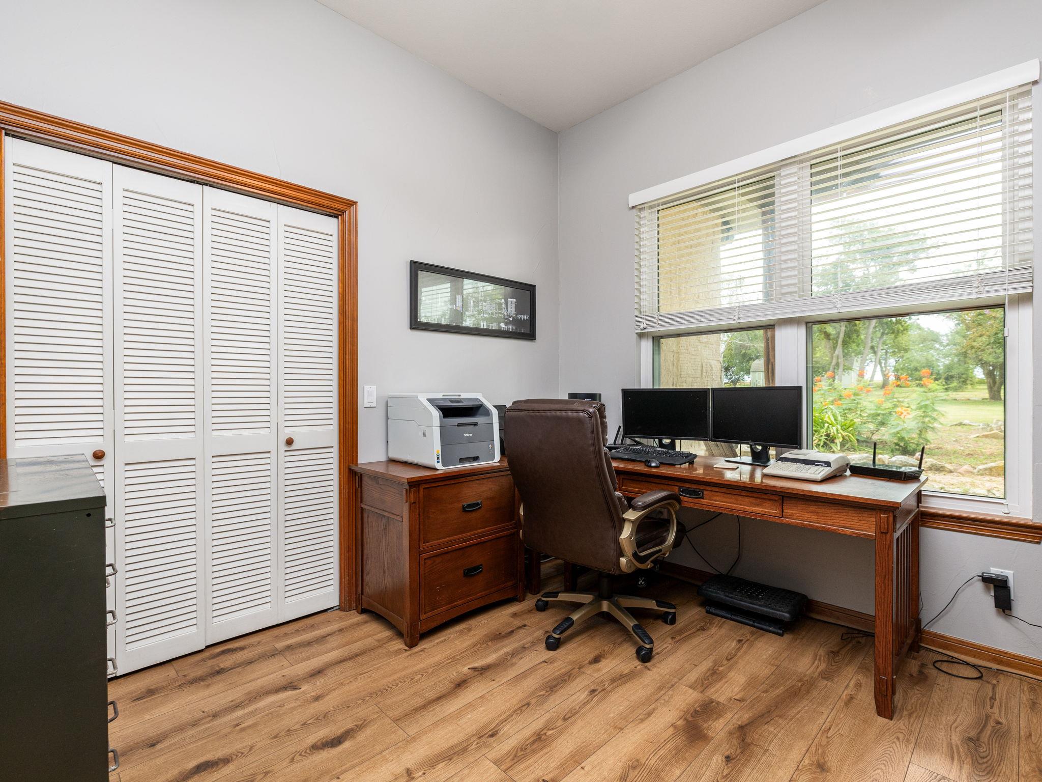 250 County Rd. 323, Bartlett, TX 76511