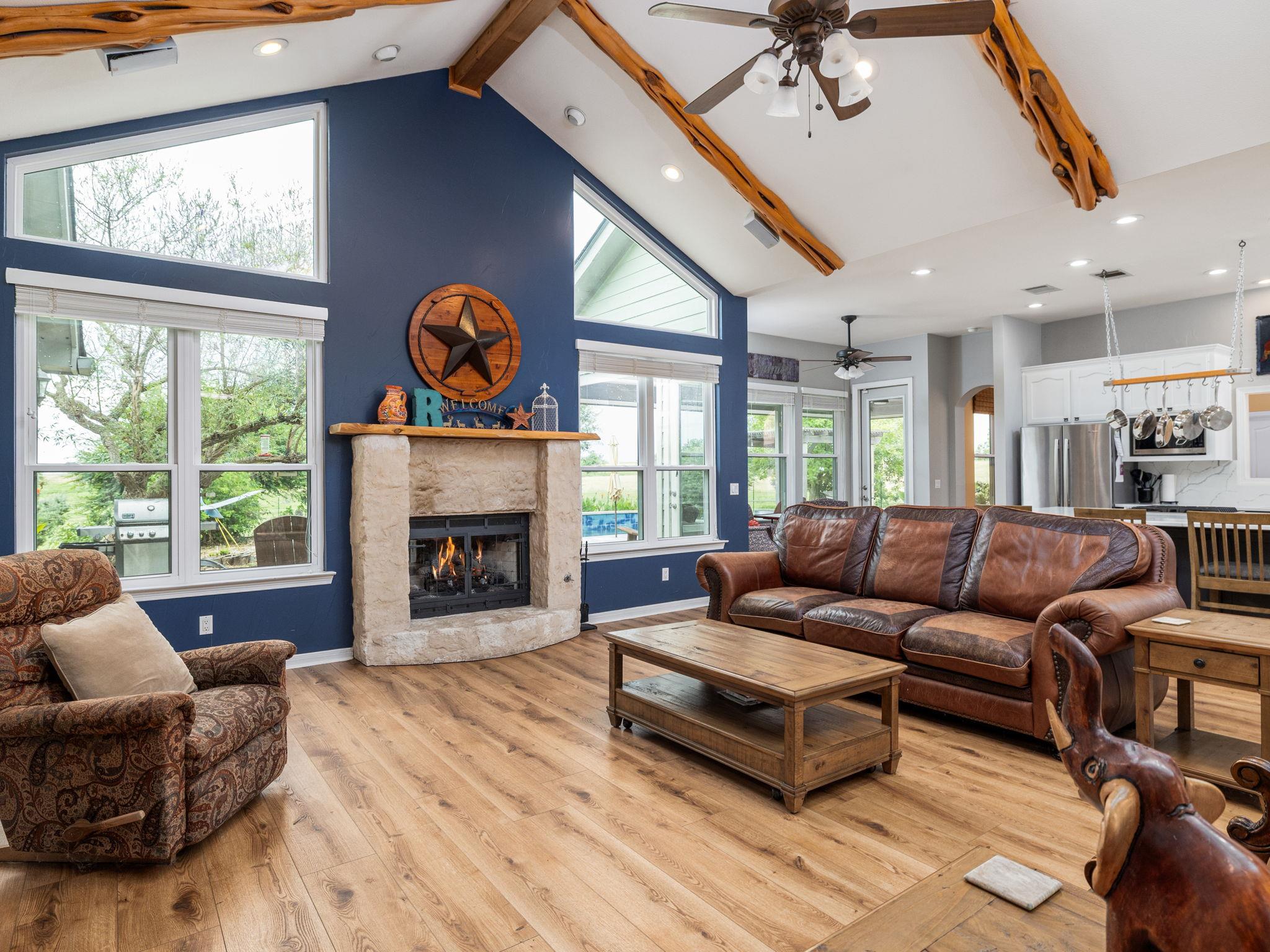 250 County Rd. 323, Bartlett, TX 76511