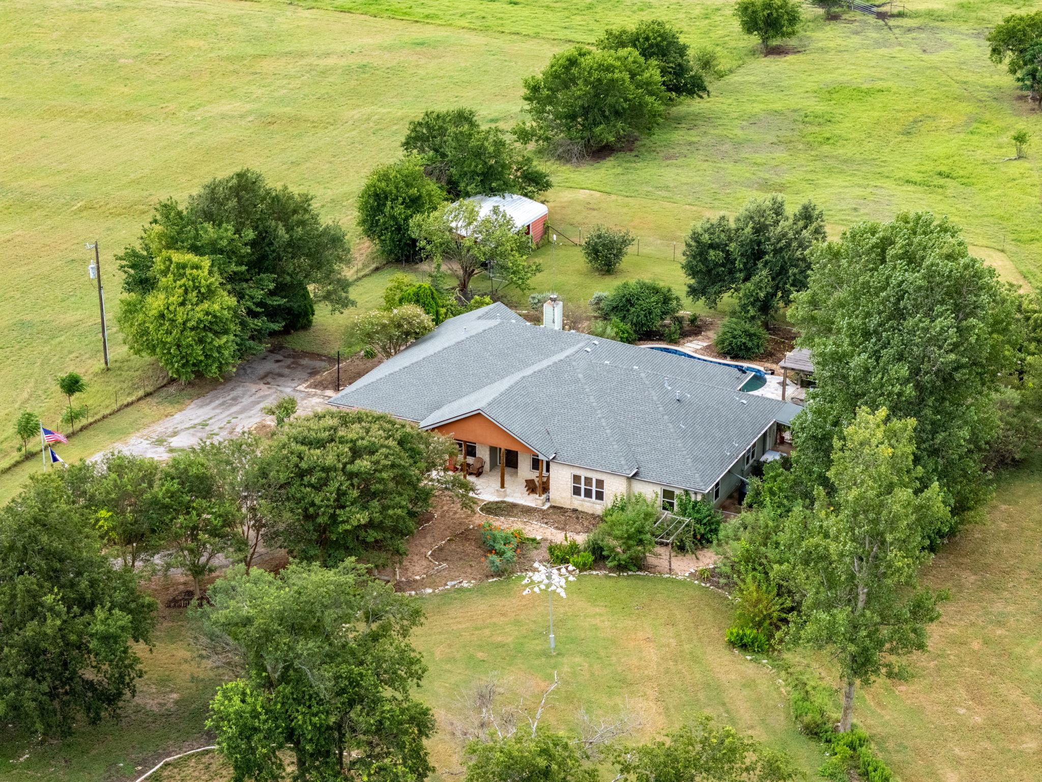 250 County Rd. 323, Bartlett, TX 76511