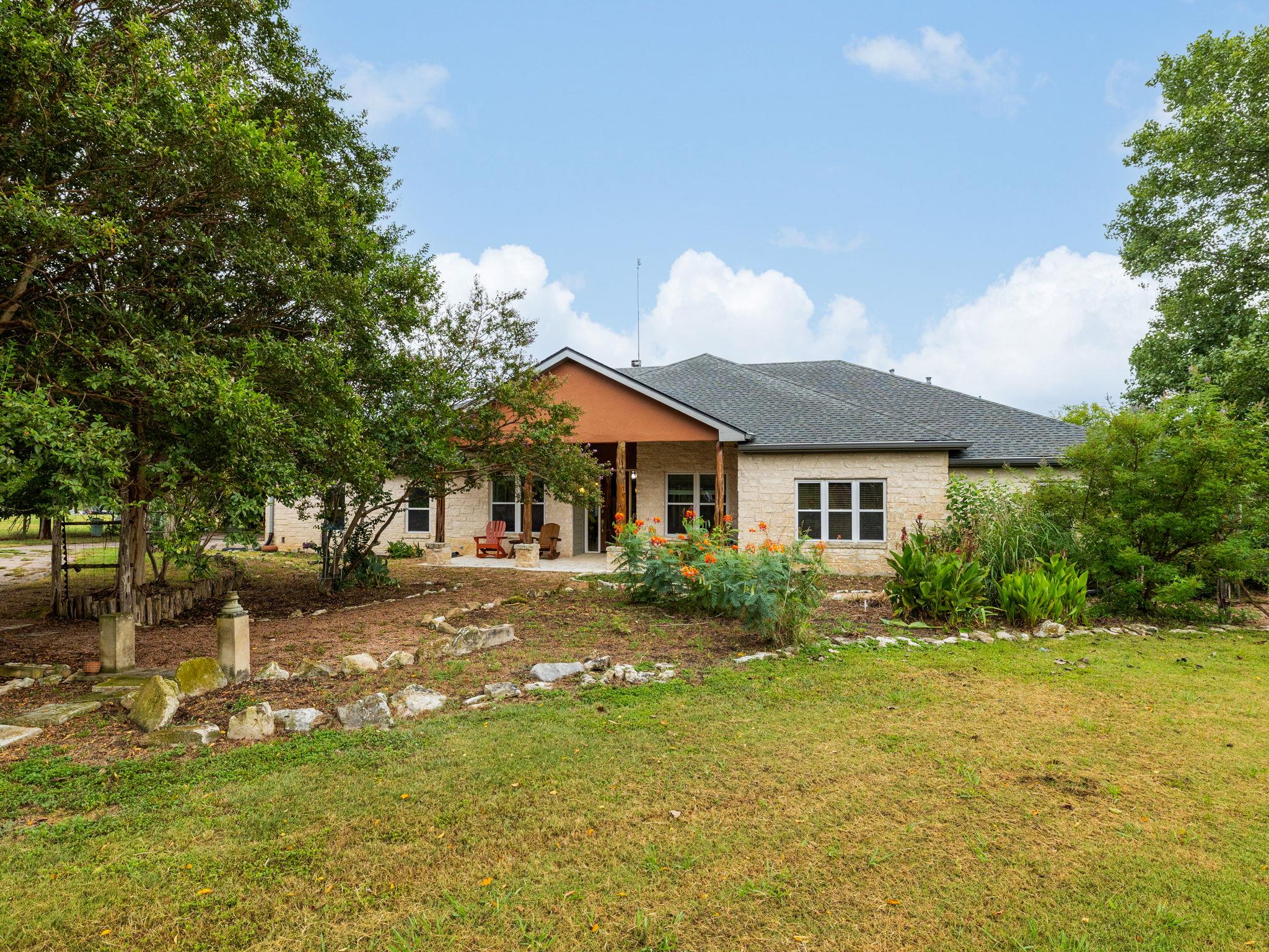 250 County Rd. 323, Bartlett, TX 76511