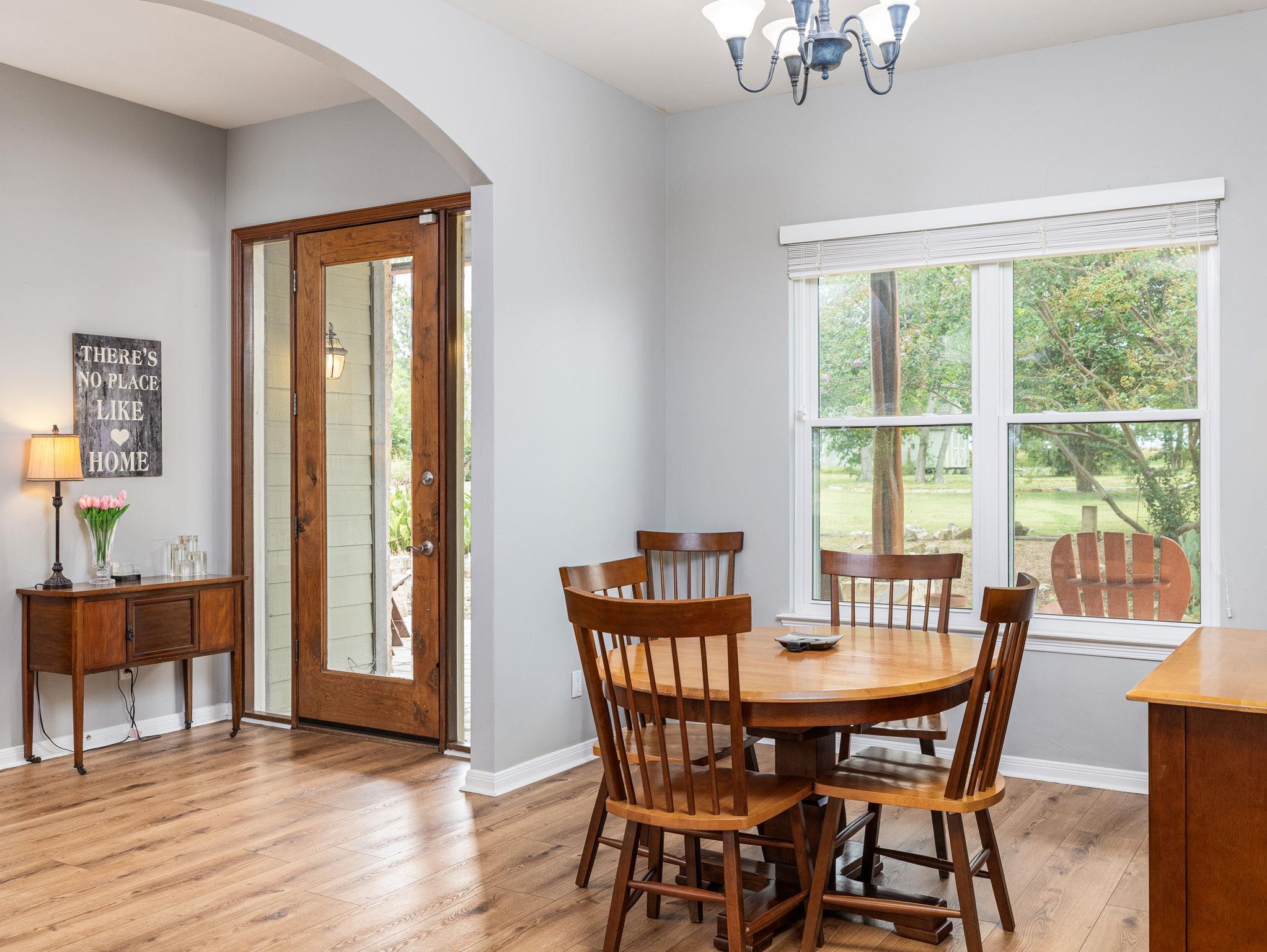 250 County Rd. 323, Bartlett, TX 76511