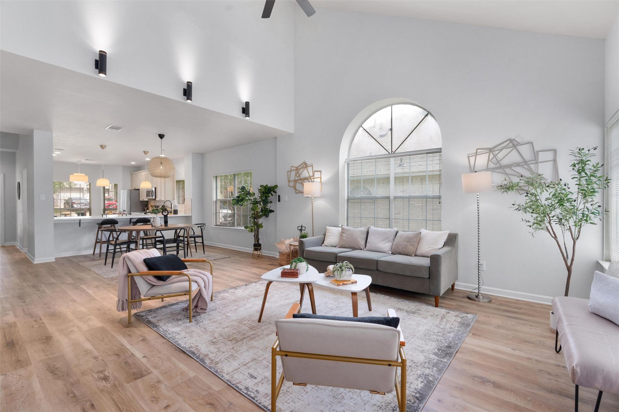 3817 Newland Dr, Round Rock, TX 78681