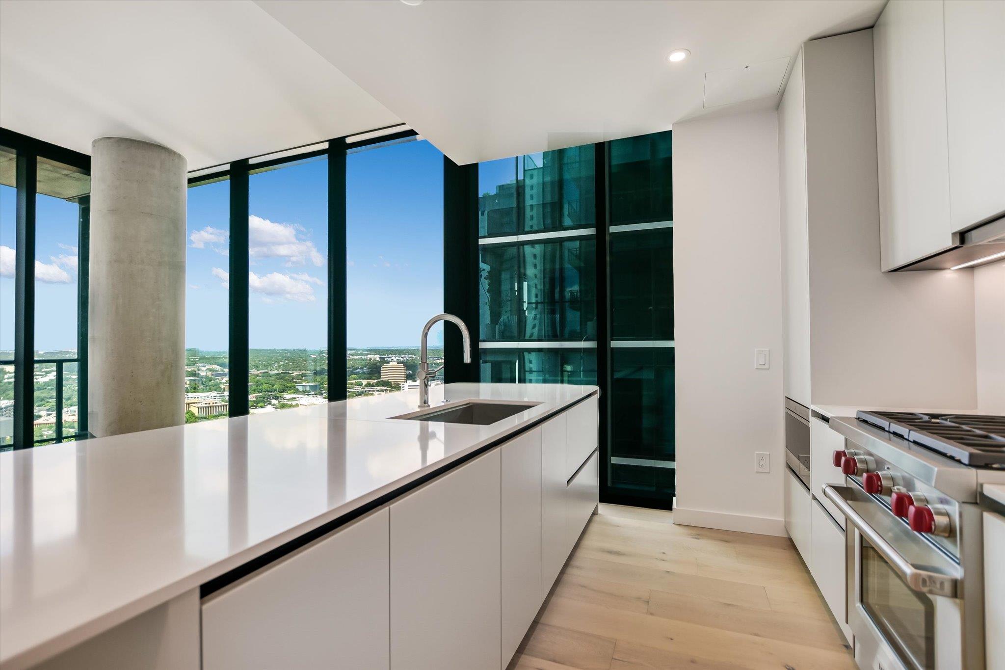 610 Davis St # 2505, Austin, TX 78701