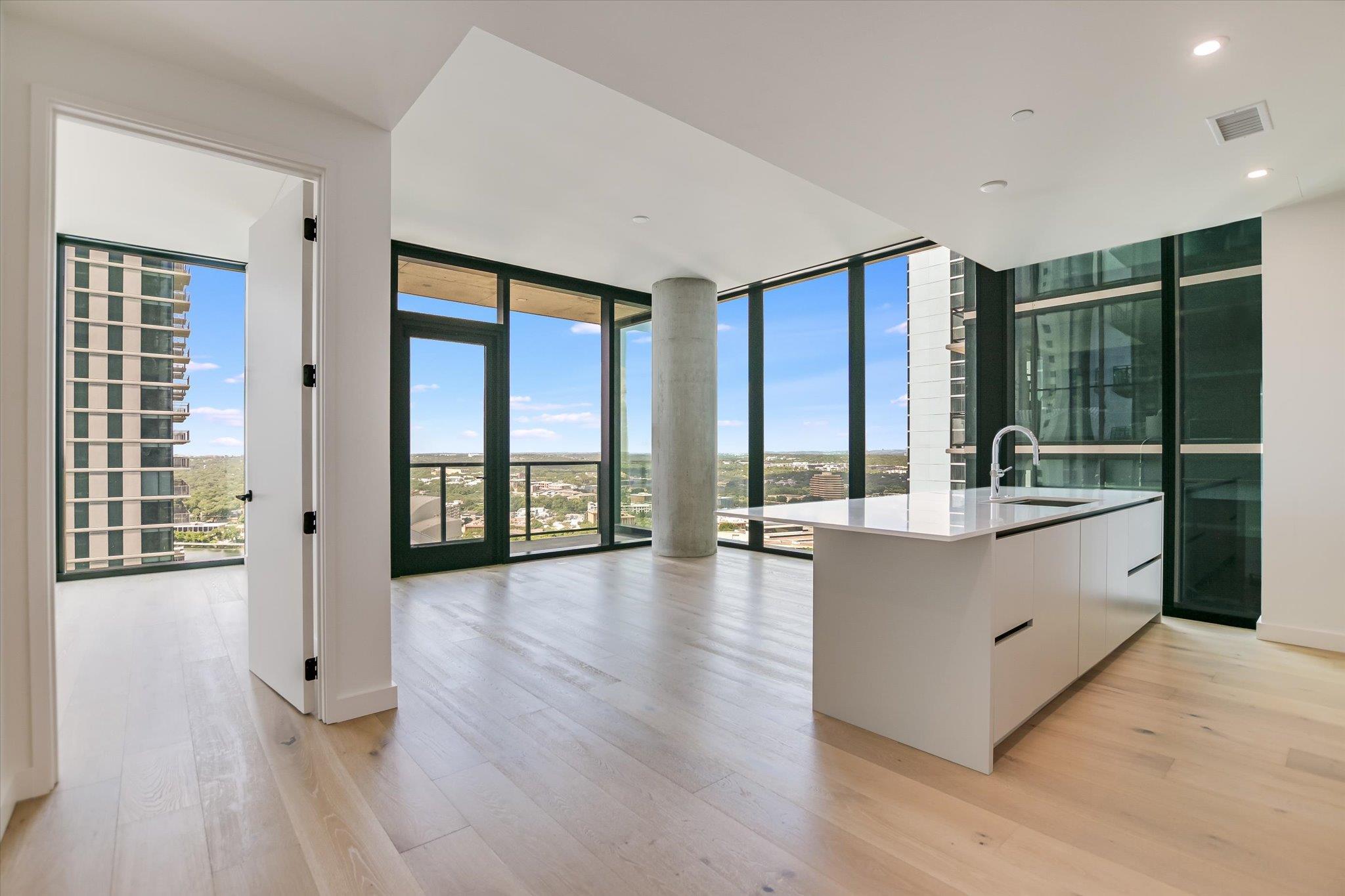 610 Davis St # 2505, Austin, TX 78701