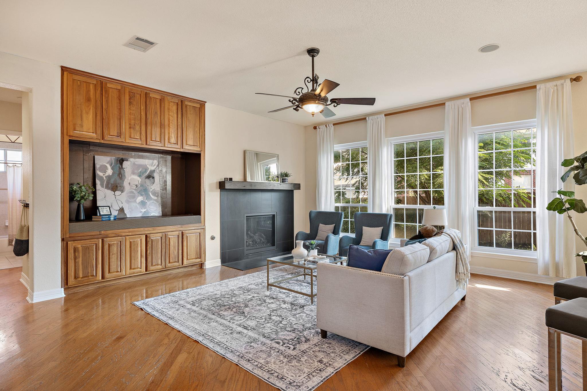 2057 Golden Bear Dr, Round Rock, TX 78664