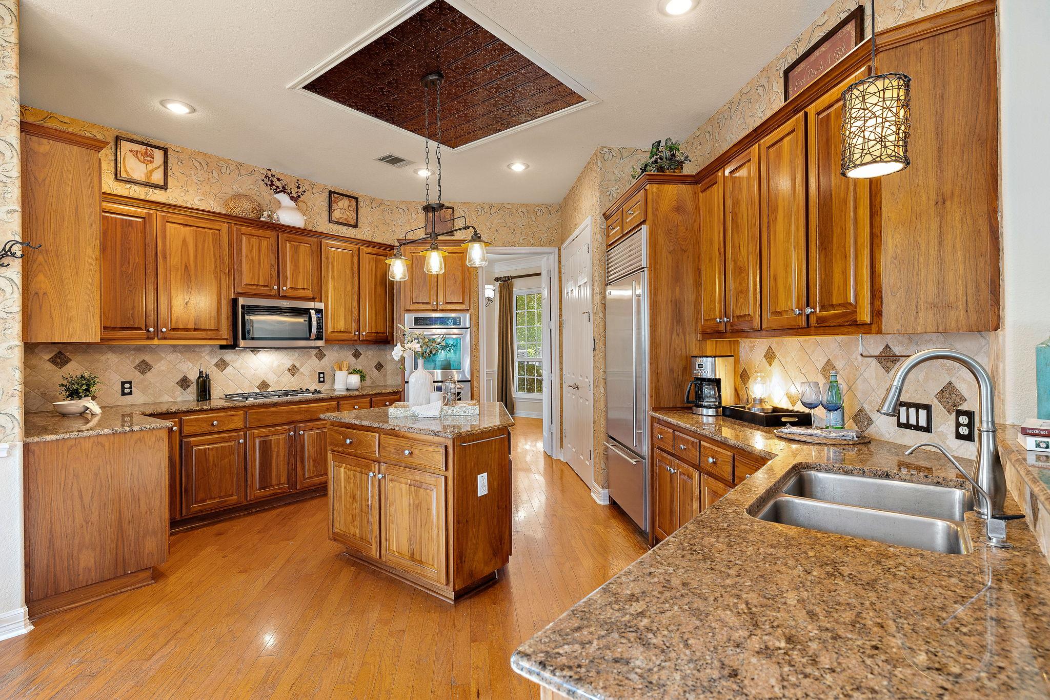 2057 Golden Bear Dr, Round Rock, TX 78664