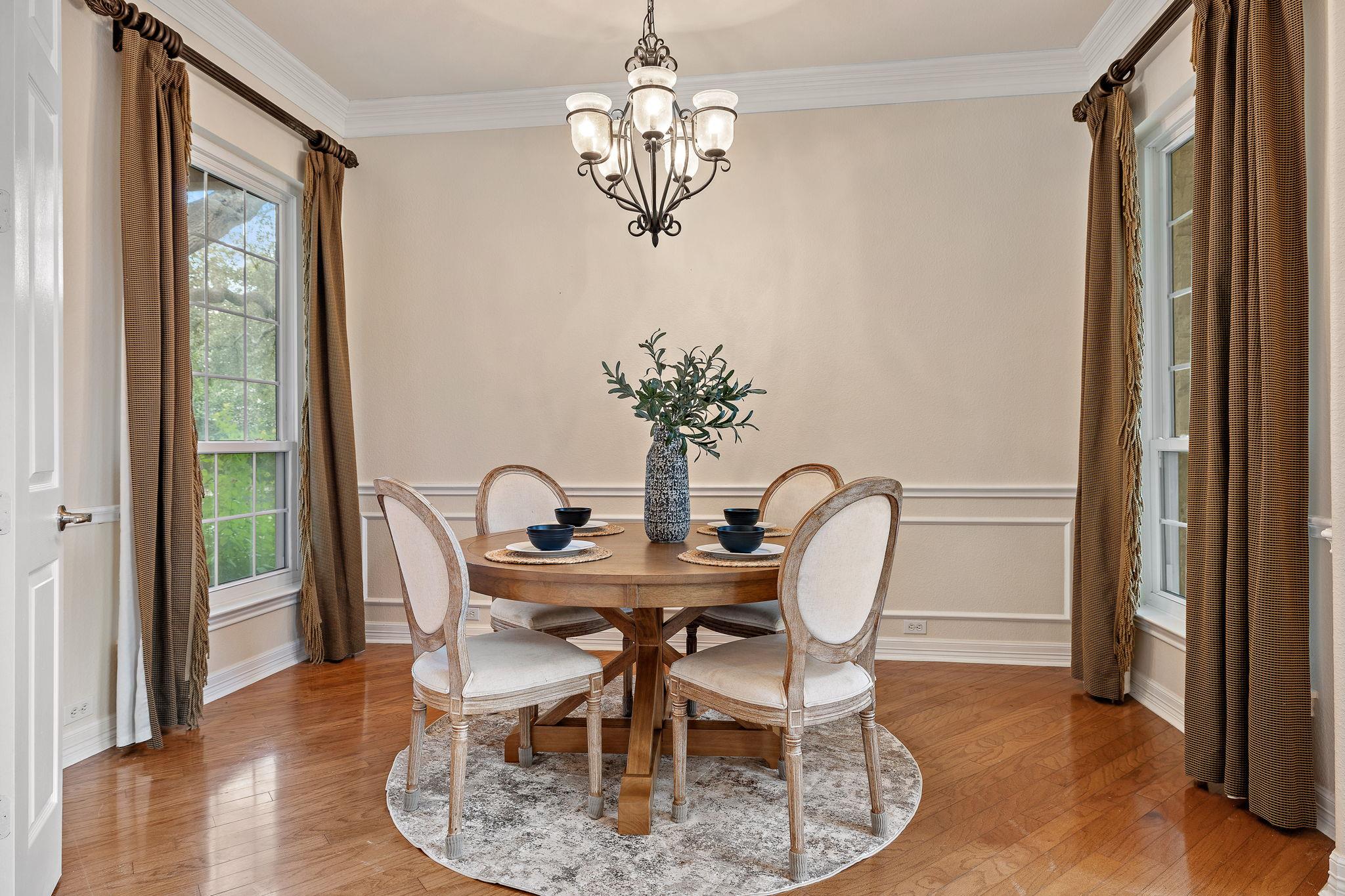 2057 Golden Bear Dr, Round Rock, TX 78664