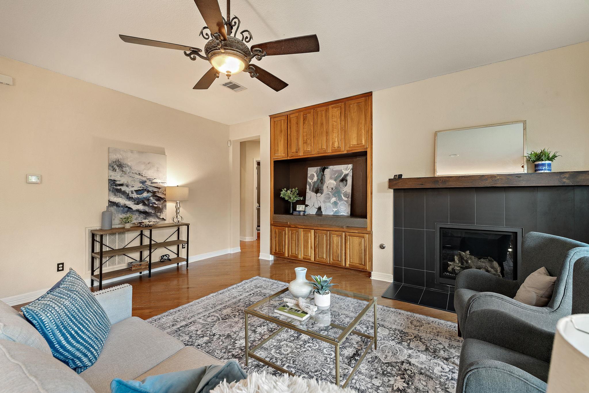 2057 Golden Bear Dr, Round Rock, TX 78664