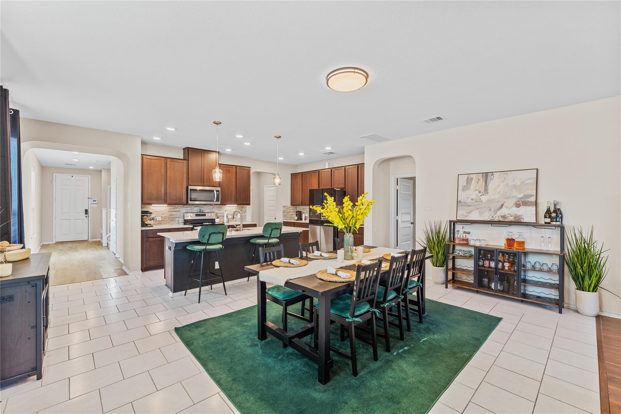 2471 Sunrise Rd # 1, Round Rock, TX 78664