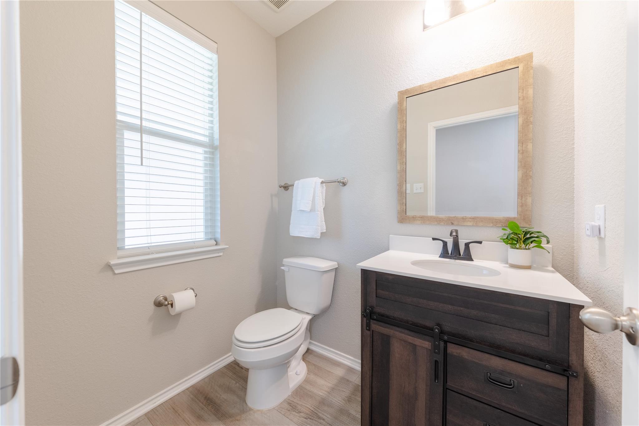 2471 Sunrise Rd # 1, Round Rock, TX 78664