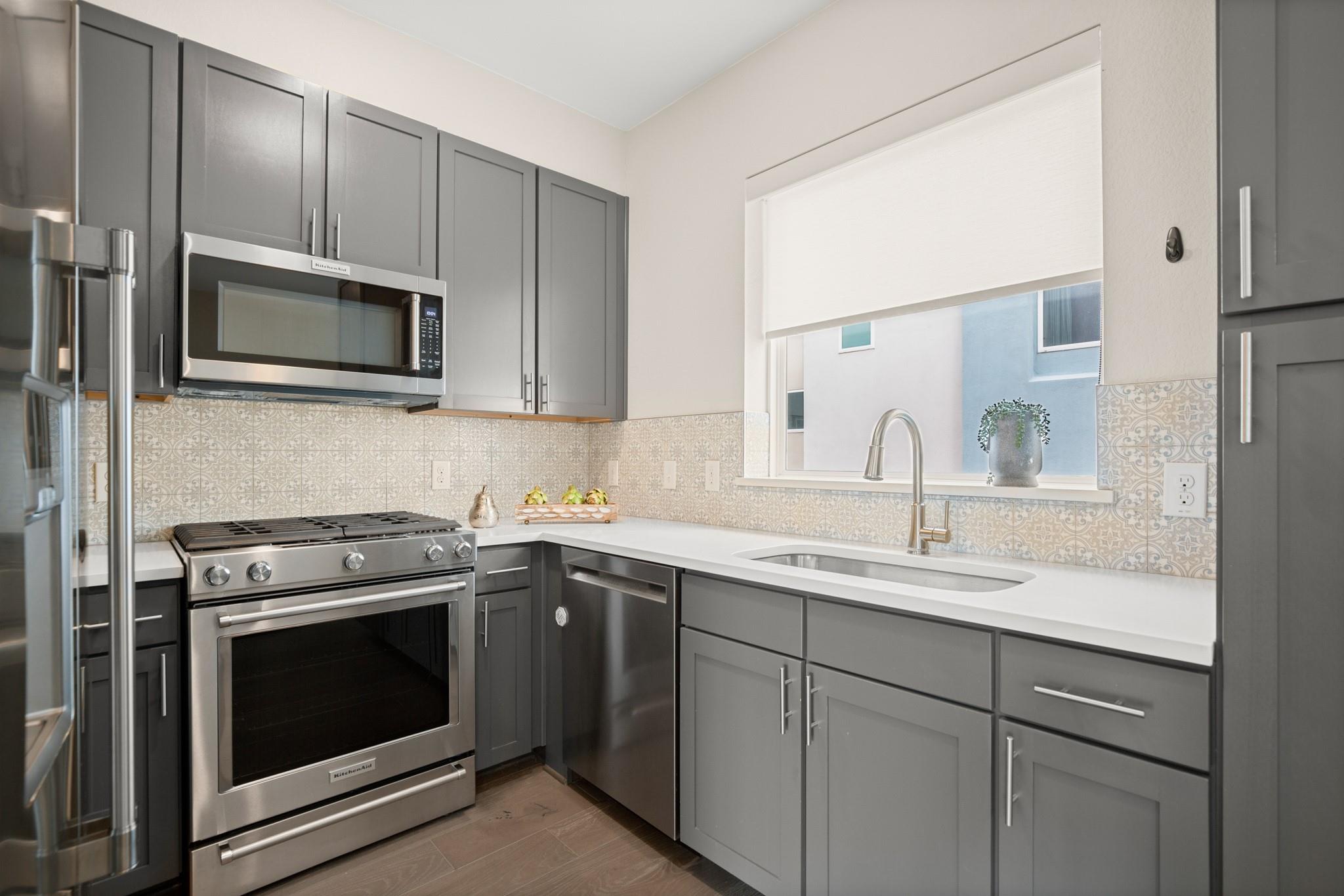 2827 Manor Rd # 3105, Austin, TX 78722