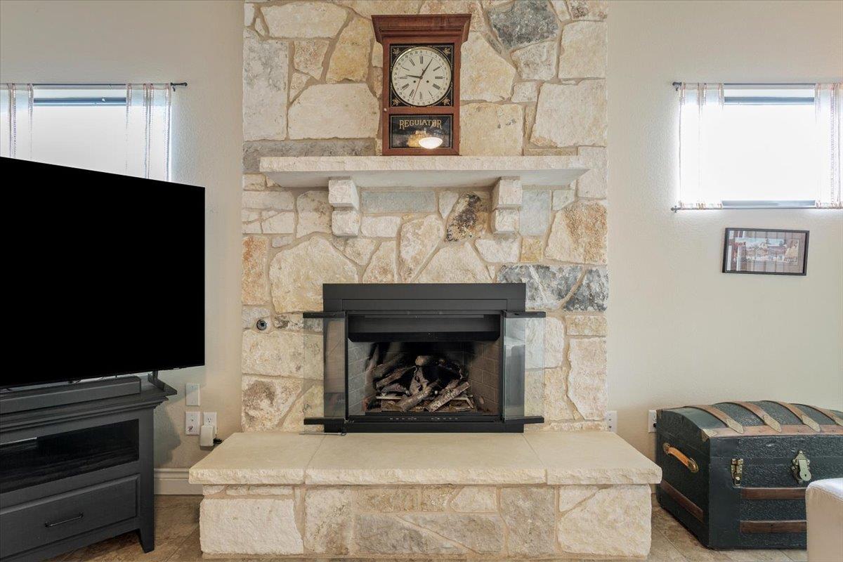 824 Sierra Blanco Loop, Georgetown, TX 78633