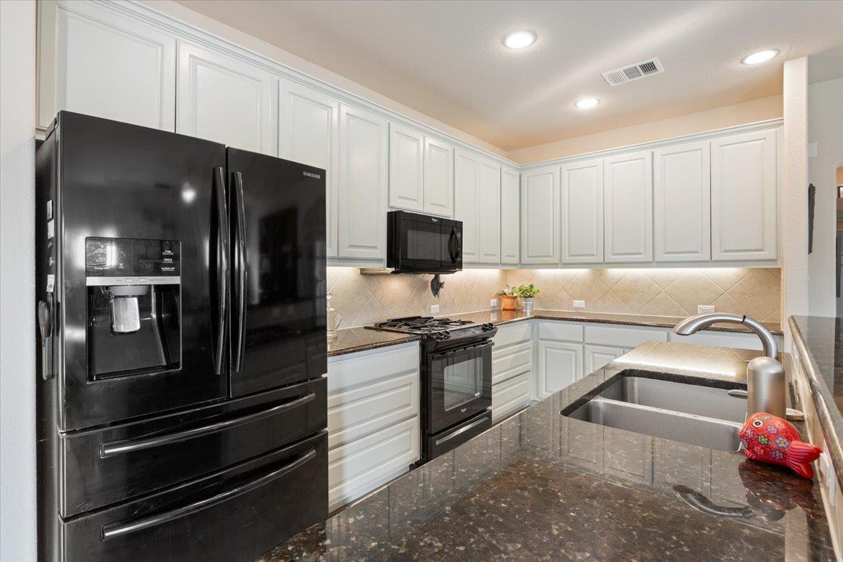 824 Sierra Blanco Loop, Georgetown, TX 78633