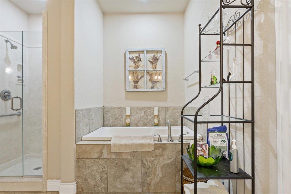 824 Sierra Blanco Loop, Georgetown, TX 78633