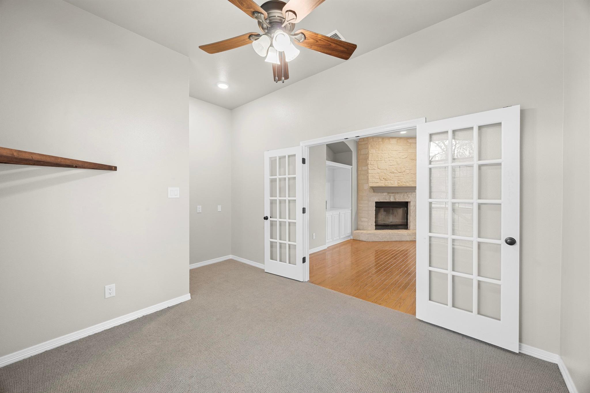 125 Ridgewood Cv, Georgetown, TX 78633