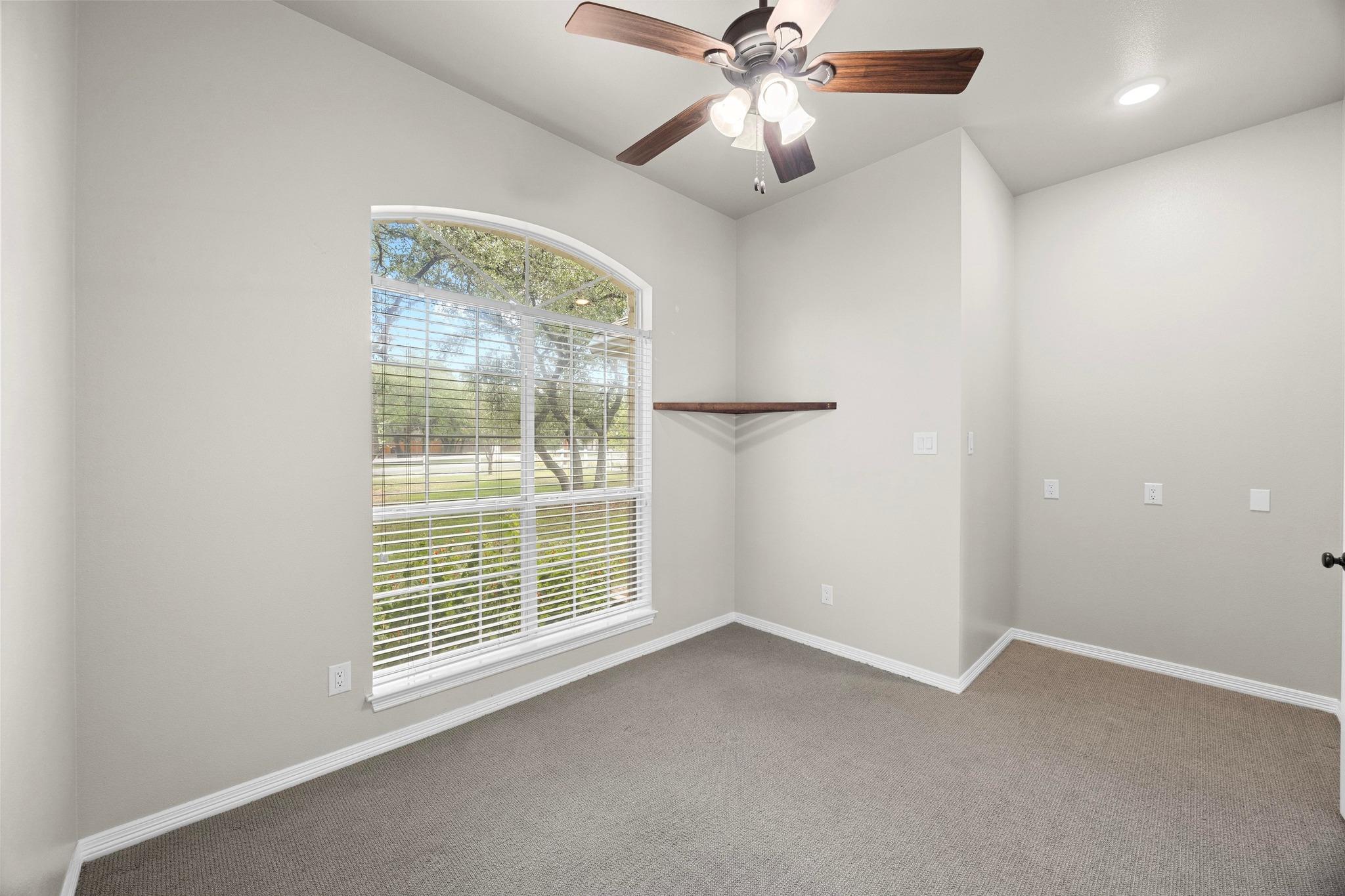 125 Ridgewood Cv, Georgetown, TX 78633