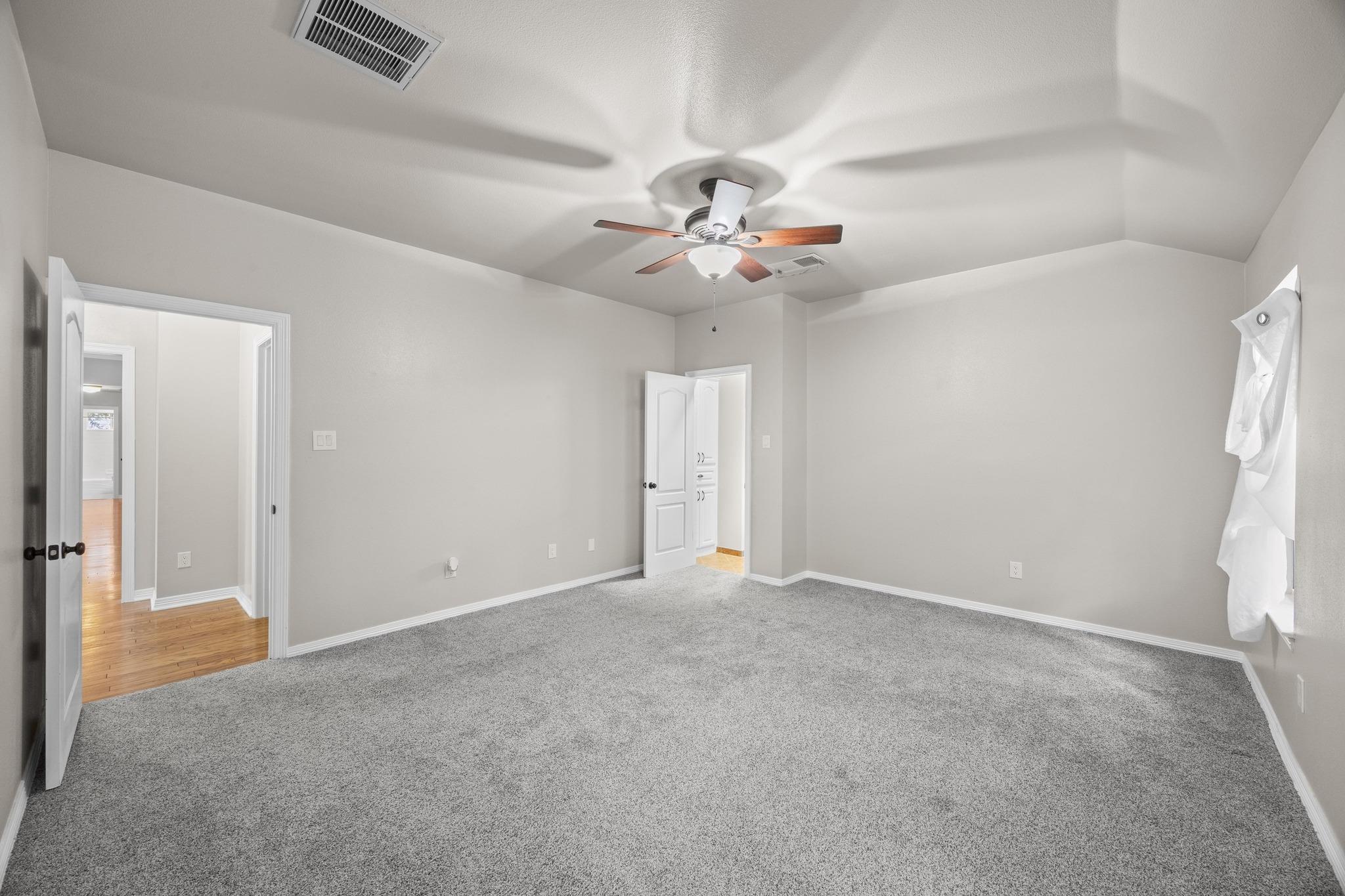 125 Ridgewood Cv, Georgetown, TX 78633