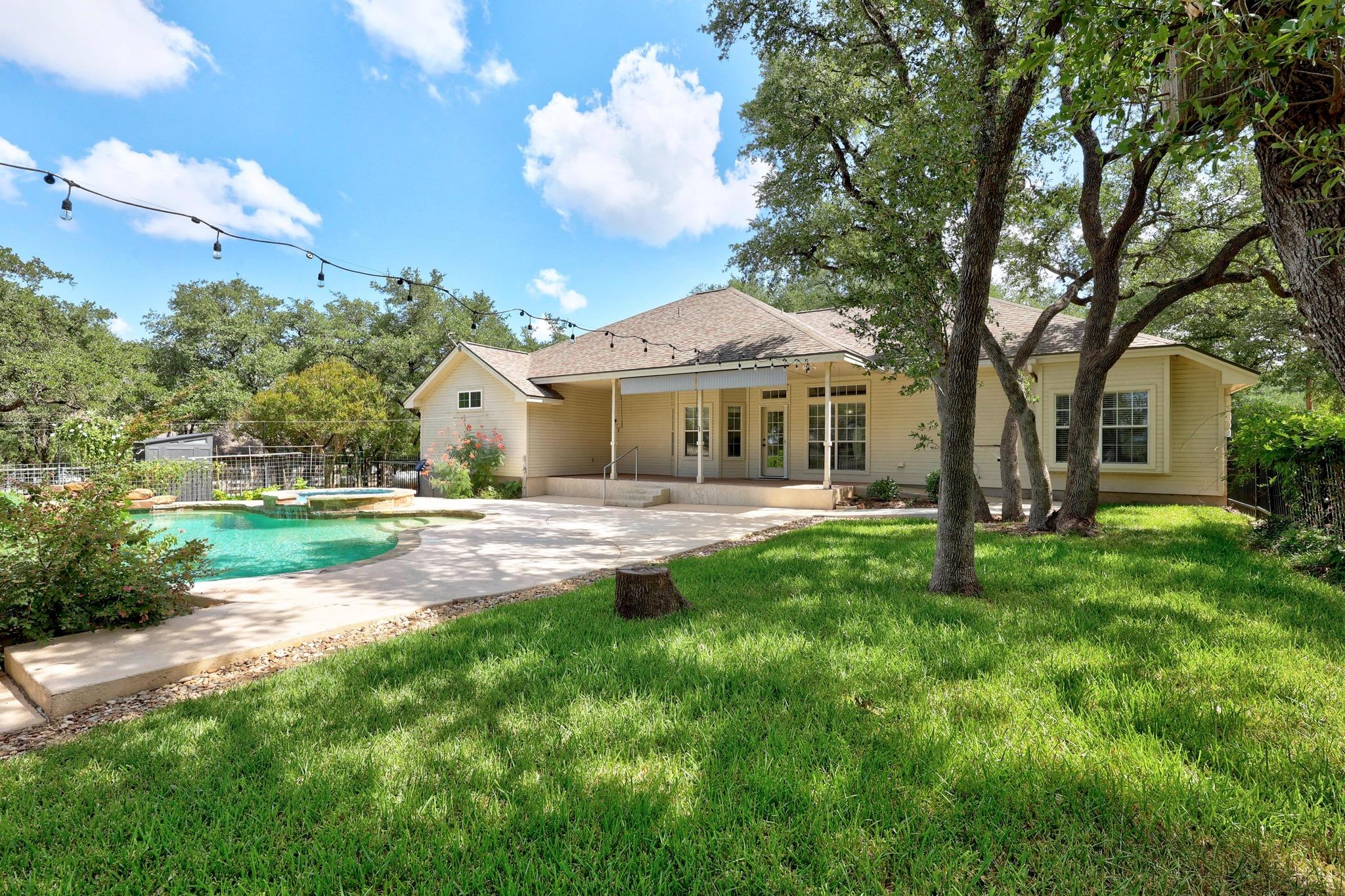 125 Ridgewood Cv, Georgetown, TX 78633