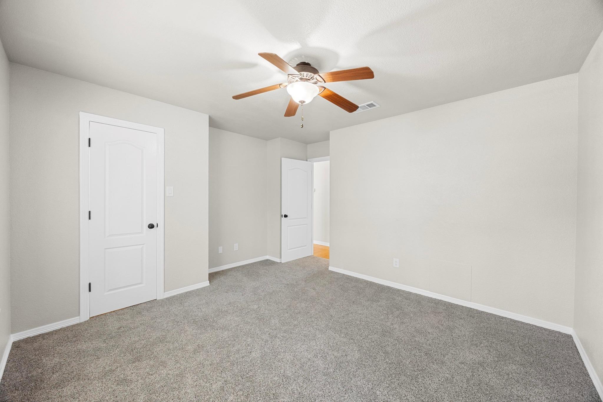 125 Ridgewood Cv, Georgetown, TX 78633