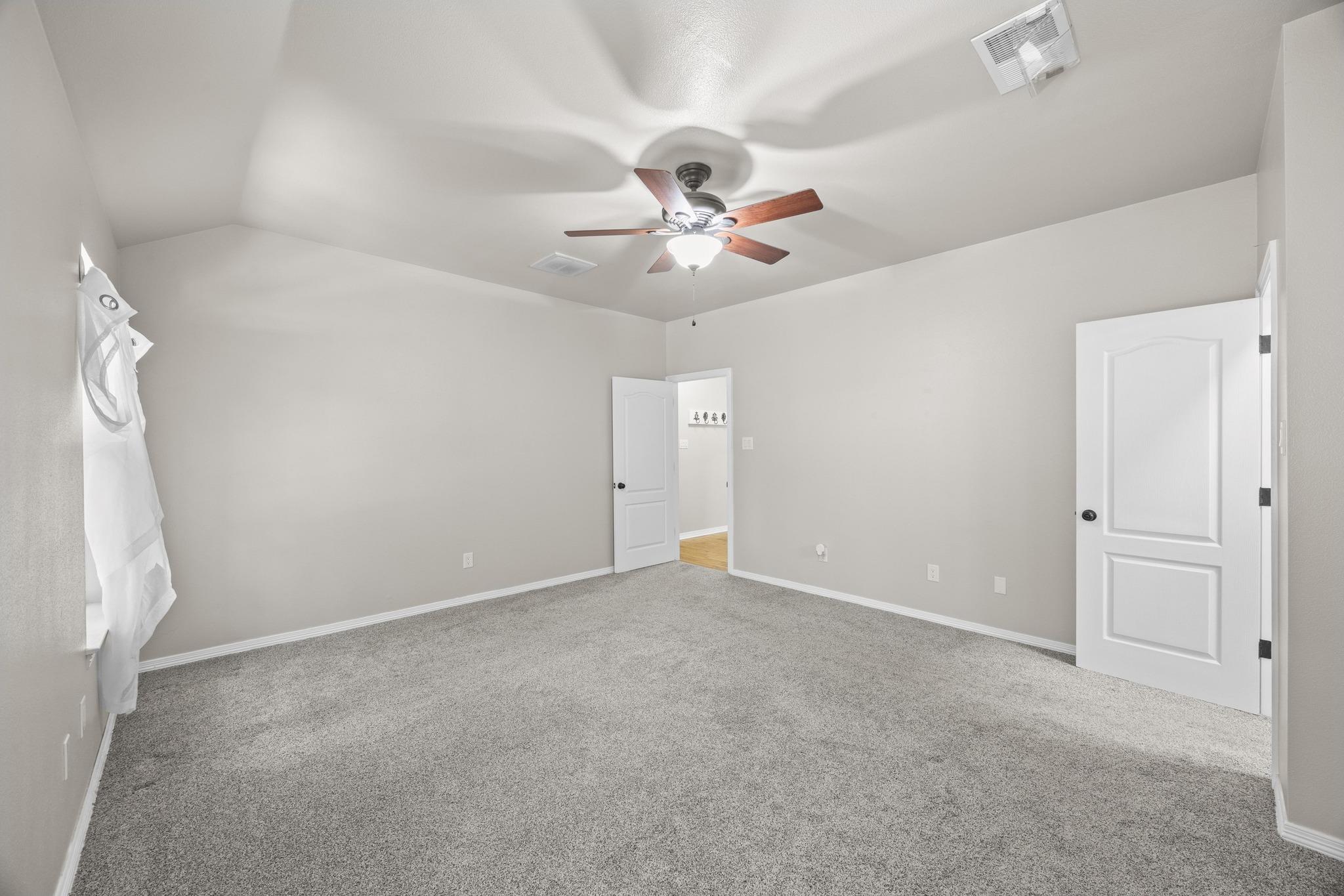 125 Ridgewood Cv, Georgetown, TX 78633