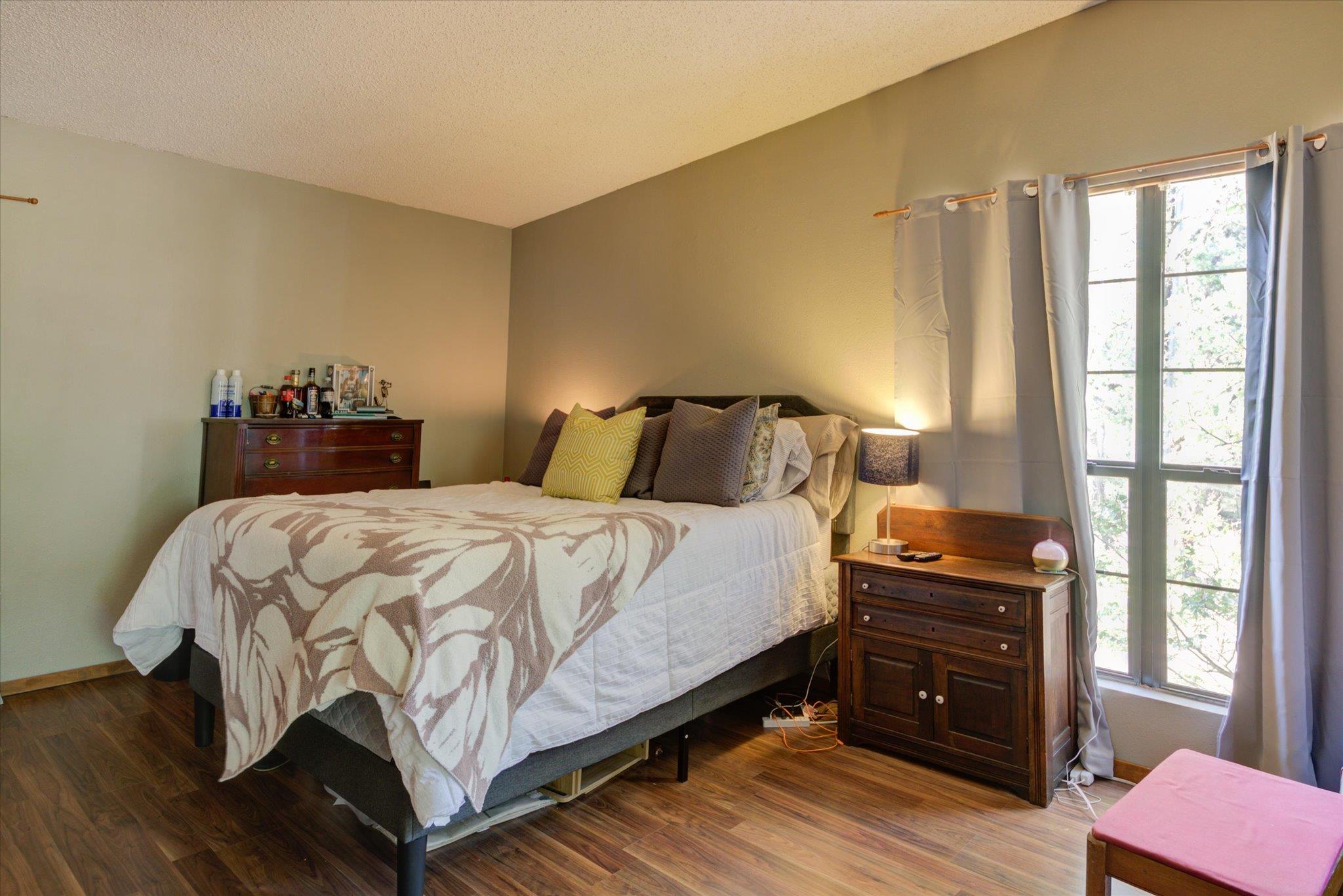 12401 Hewitt Ln, Austin, TX 78748