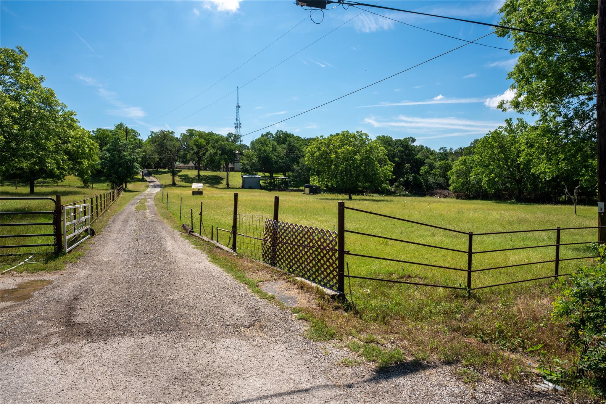 12401 Hewitt Ln, Austin, TX 78748