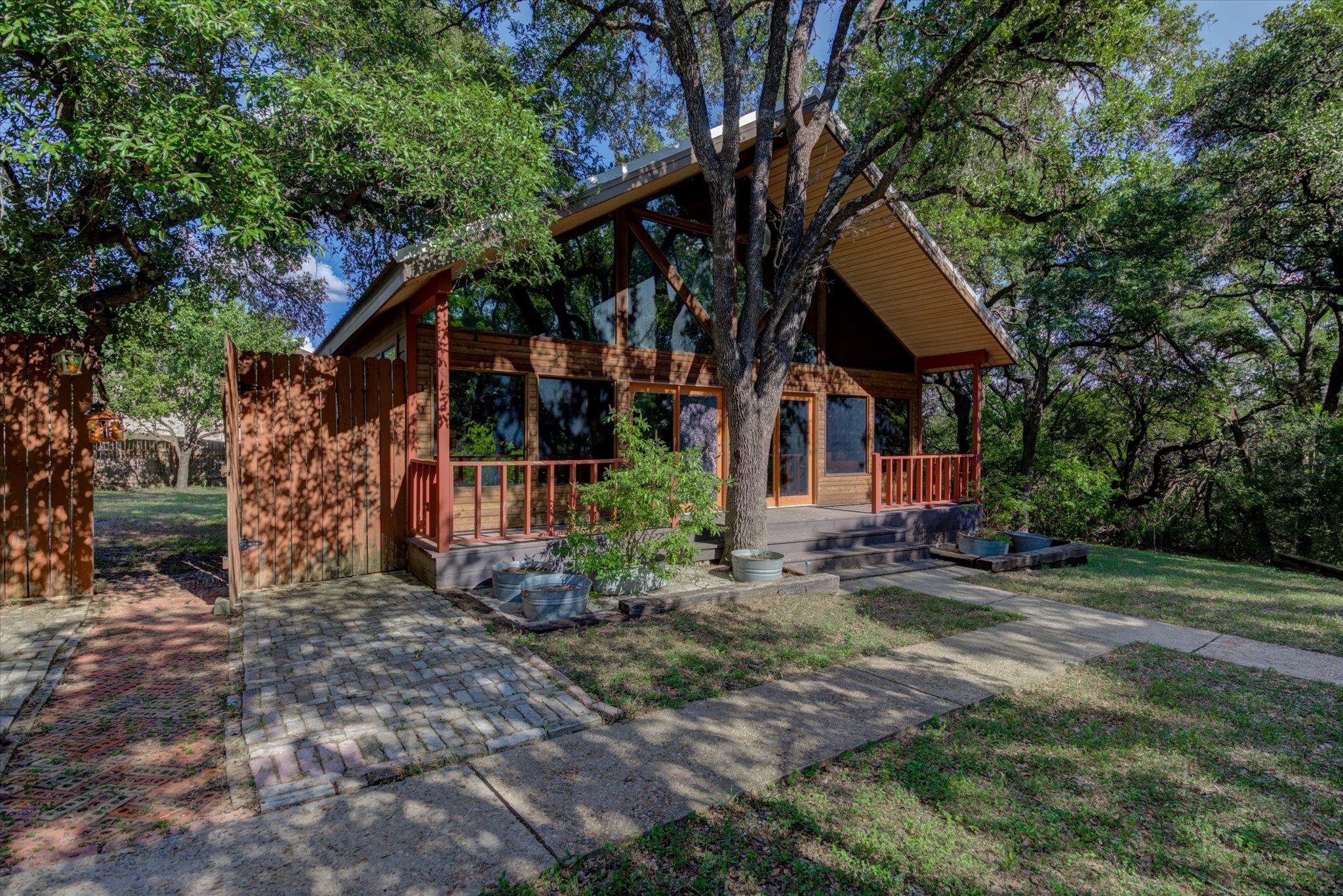 12401 Hewitt Ln, Austin, TX 78748