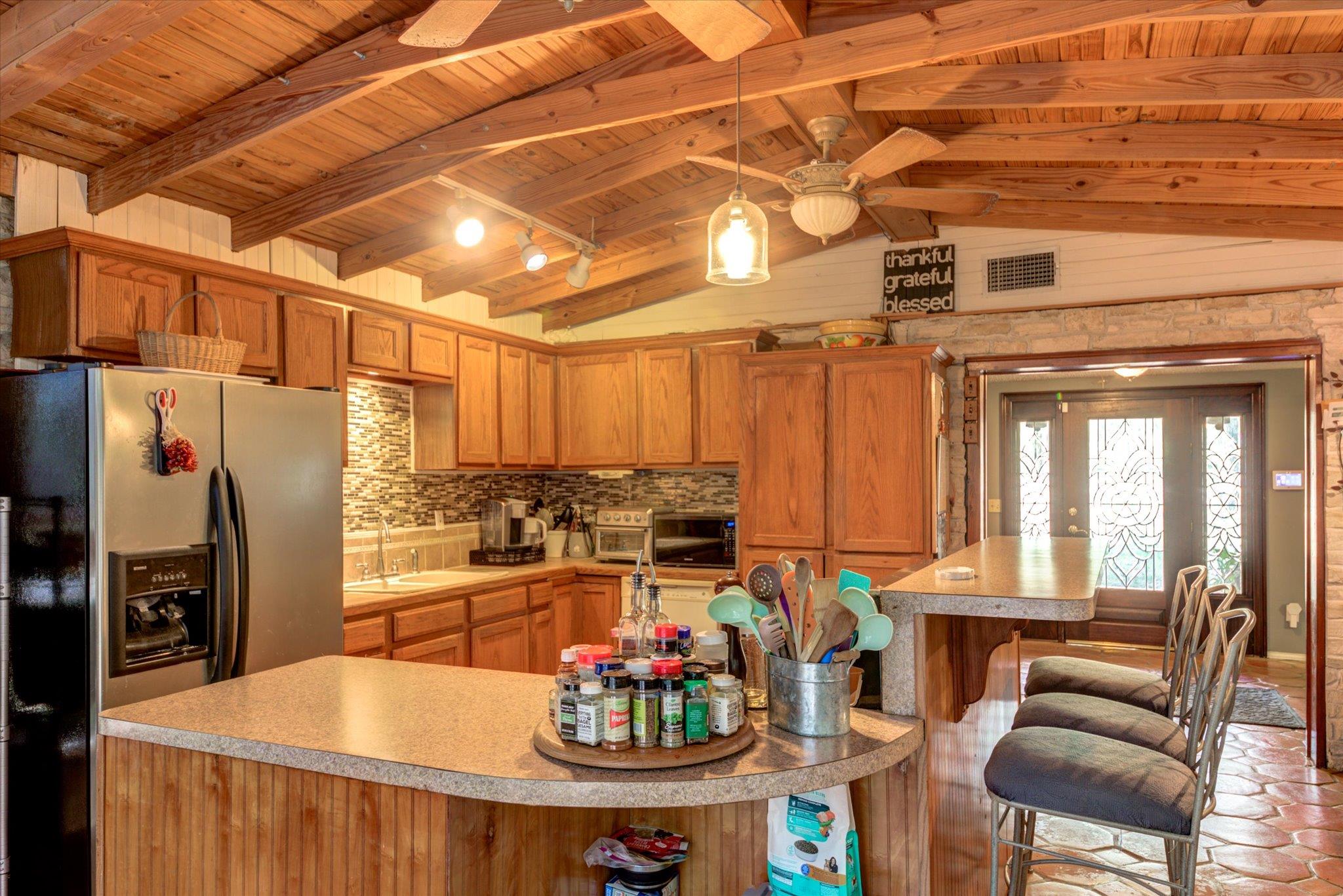 12401 Hewitt Ln, Austin, TX 78748