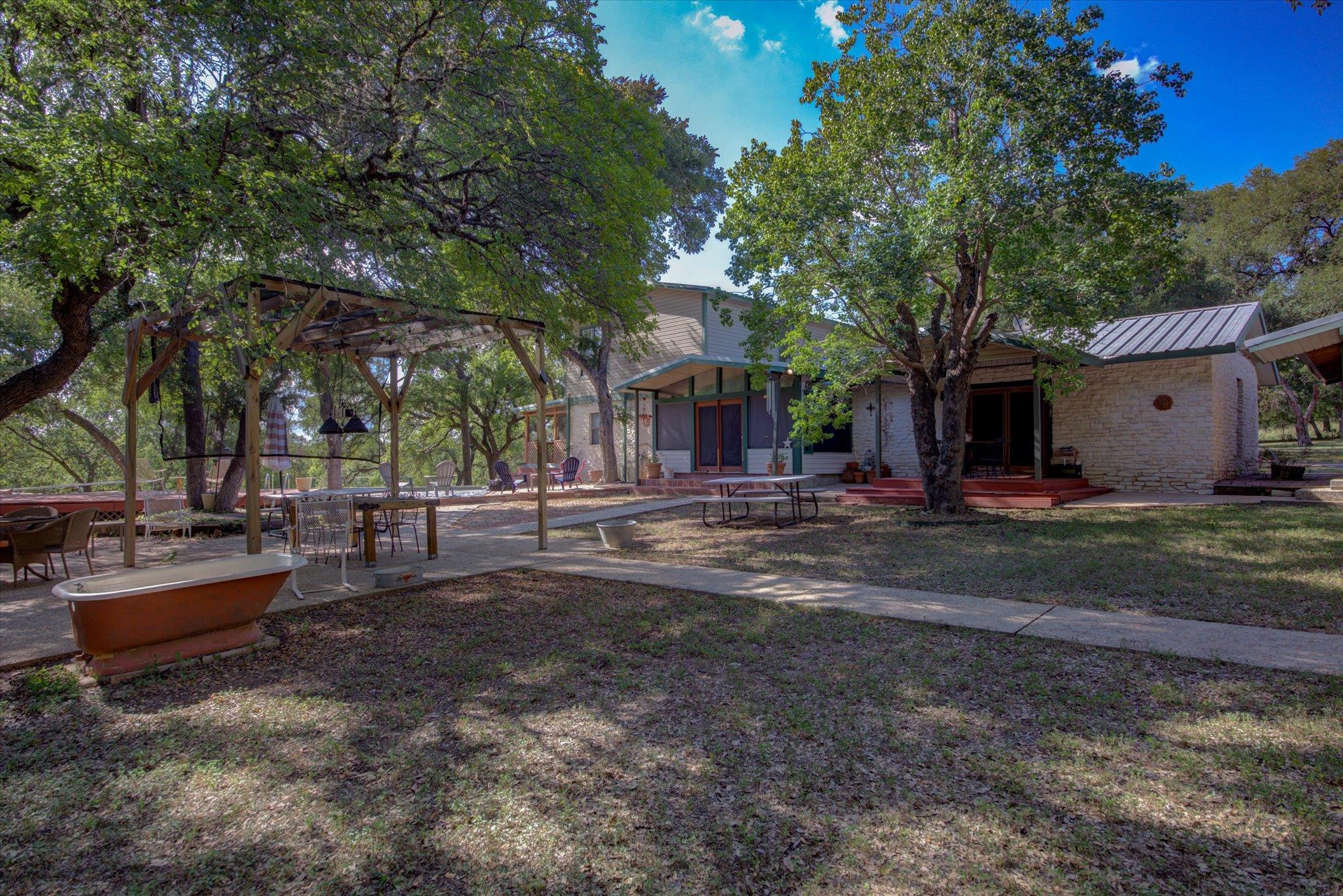 12401 Hewitt Ln, Austin, TX 78748