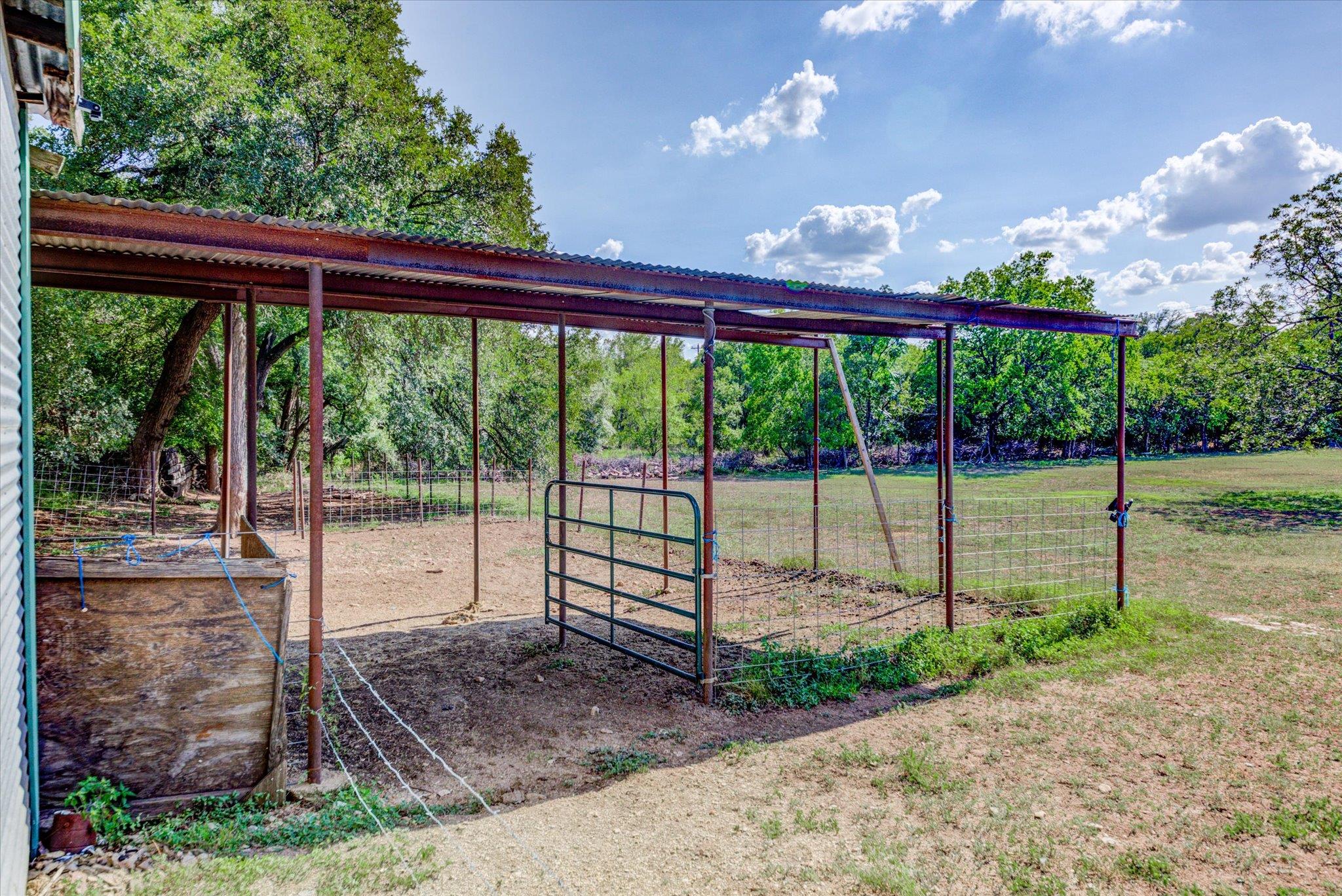 12401 Hewitt Ln, Austin, TX 78748