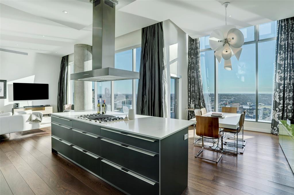 210 Lavaca St # 3401, Austin, TX 78701