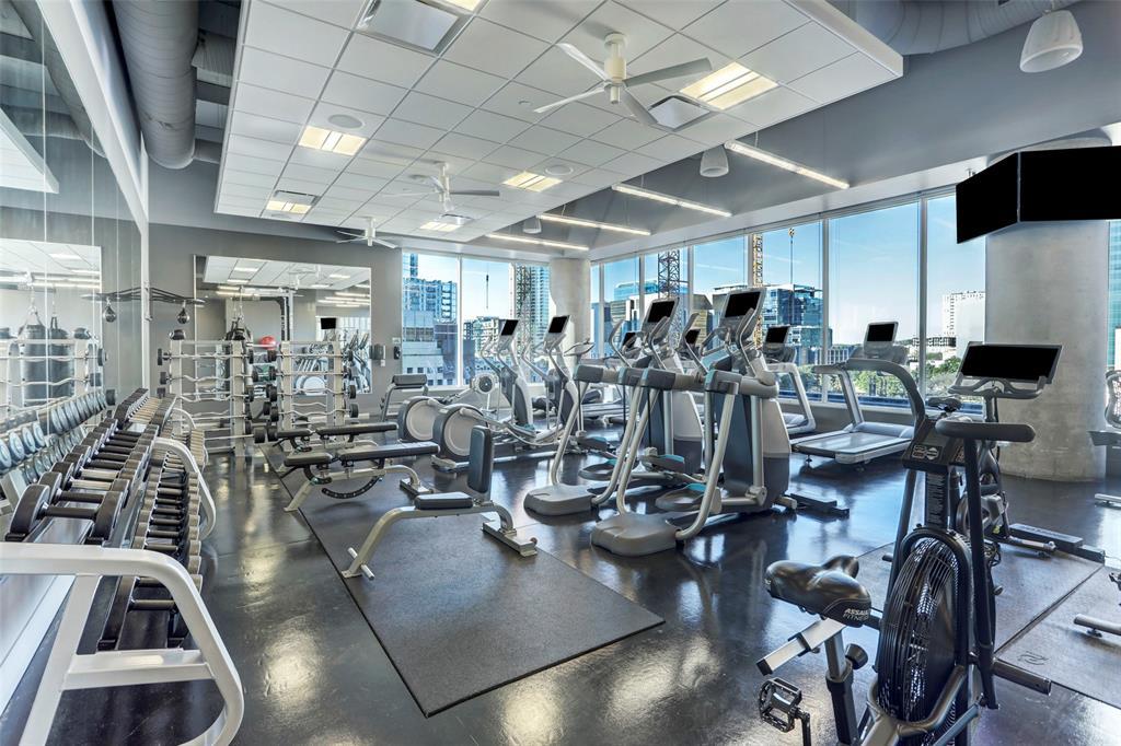 210 Lavaca St # 3401, Austin, TX 78701