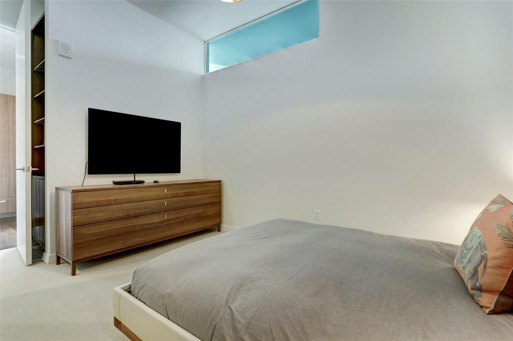 210 Lavaca St # 3401, Austin, TX 78701