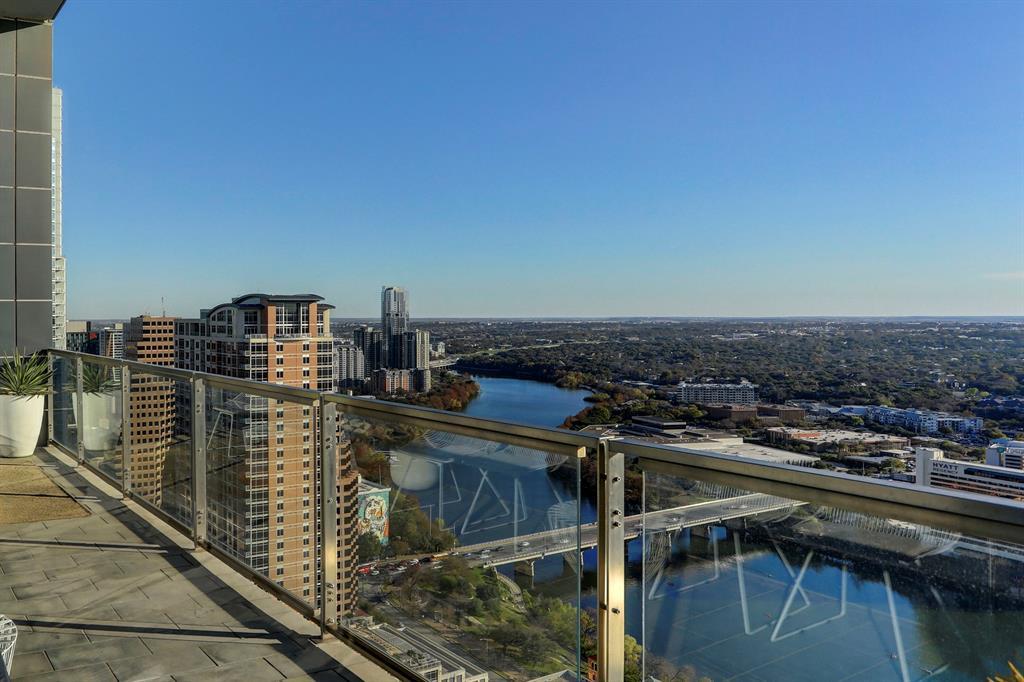 210 Lavaca St # 3401, Austin, TX 78701