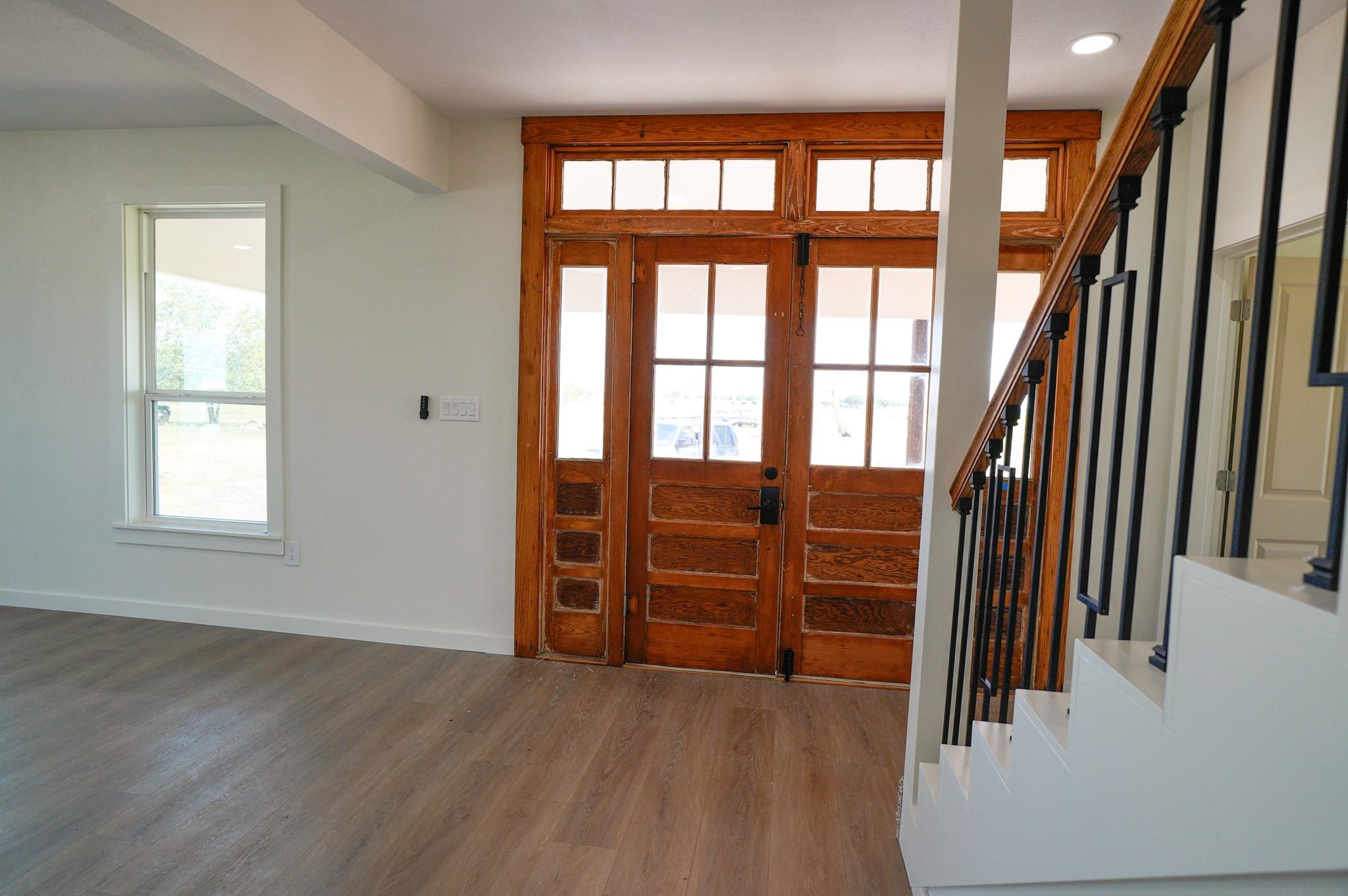 5688 Falke- Heinrich Rd, Schulenburg, TX 78956